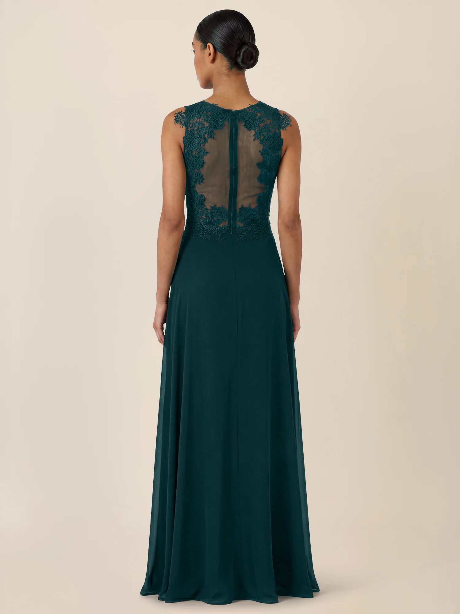 APART Abendkleid mit floraler Spitze und fließendem Rock | emerald - Image 2