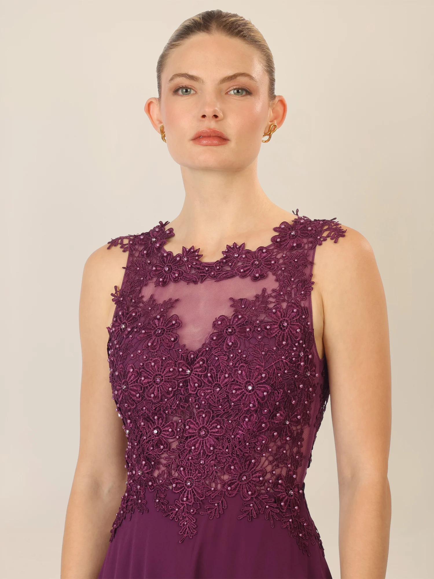 APART Abendkleid mit floraler Spitze und Tüll-Einsatz | dunkel lila - Image 4