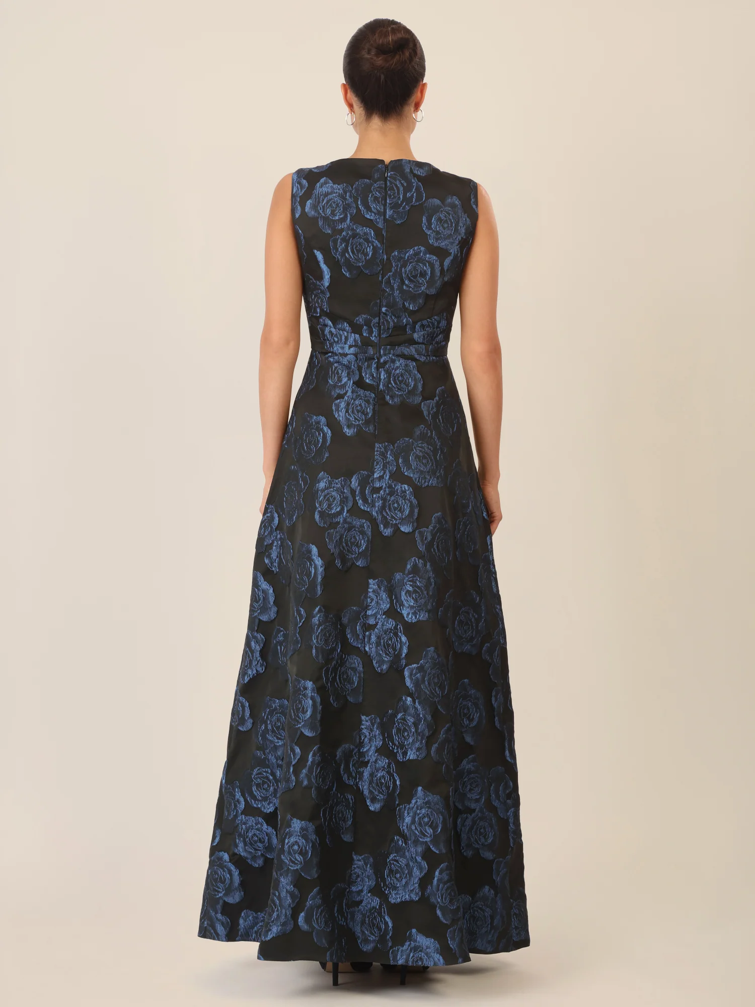 APART Abendkleid mit Jacquard-Rosenstruktur | schwarz-nachtblau - Image 2