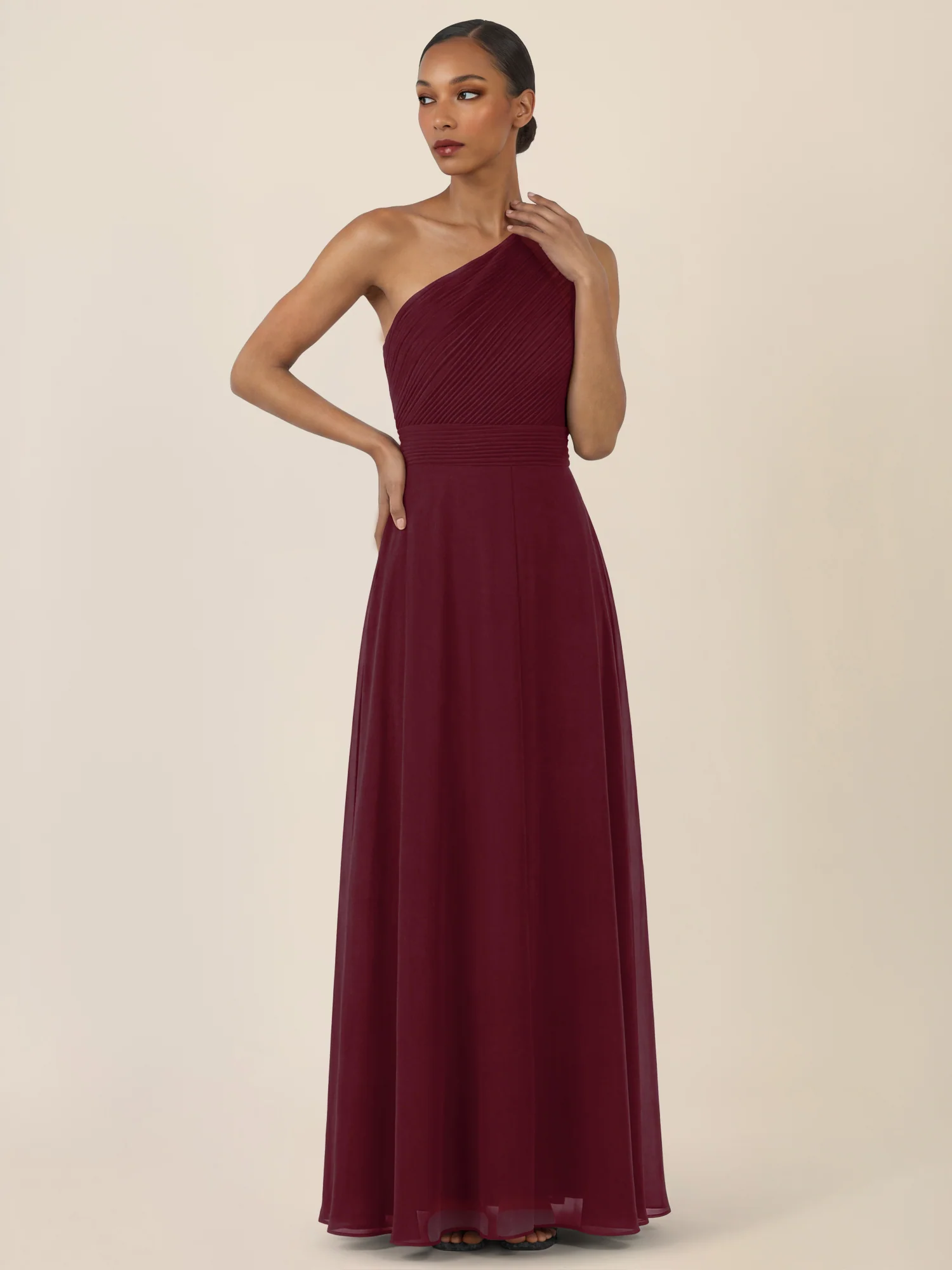 APART Abendkleid mit One-Shoulder-Design | weinrot - Image 5