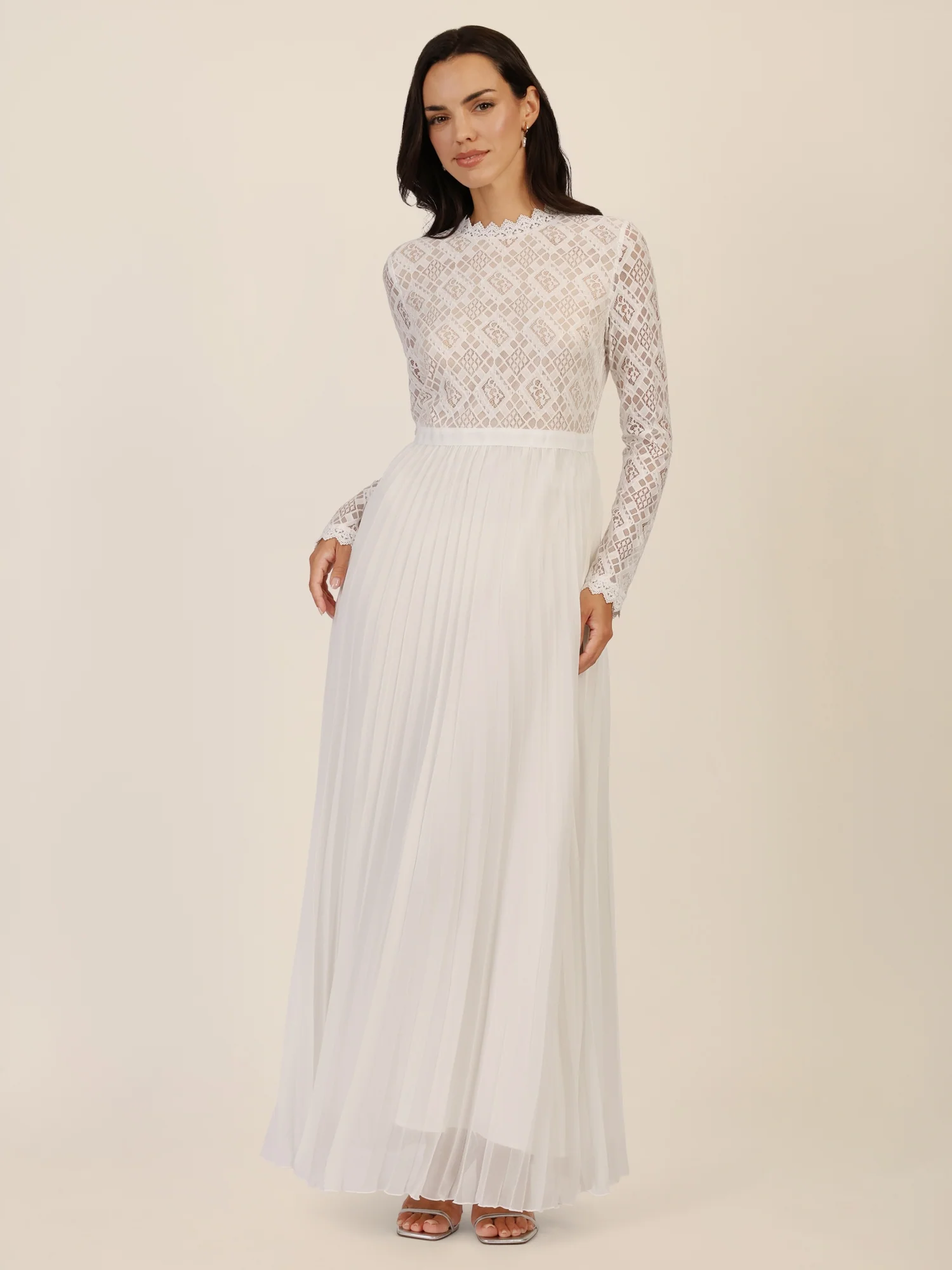 APART Abendkleid mit Plisseerock | creme