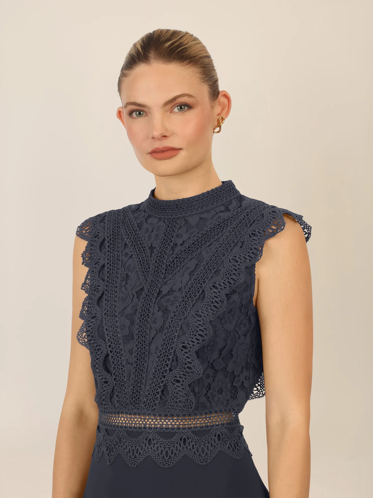 APART Abendkleid mit Spitze und transparentem Rückenteil | nachtblau - Image 4