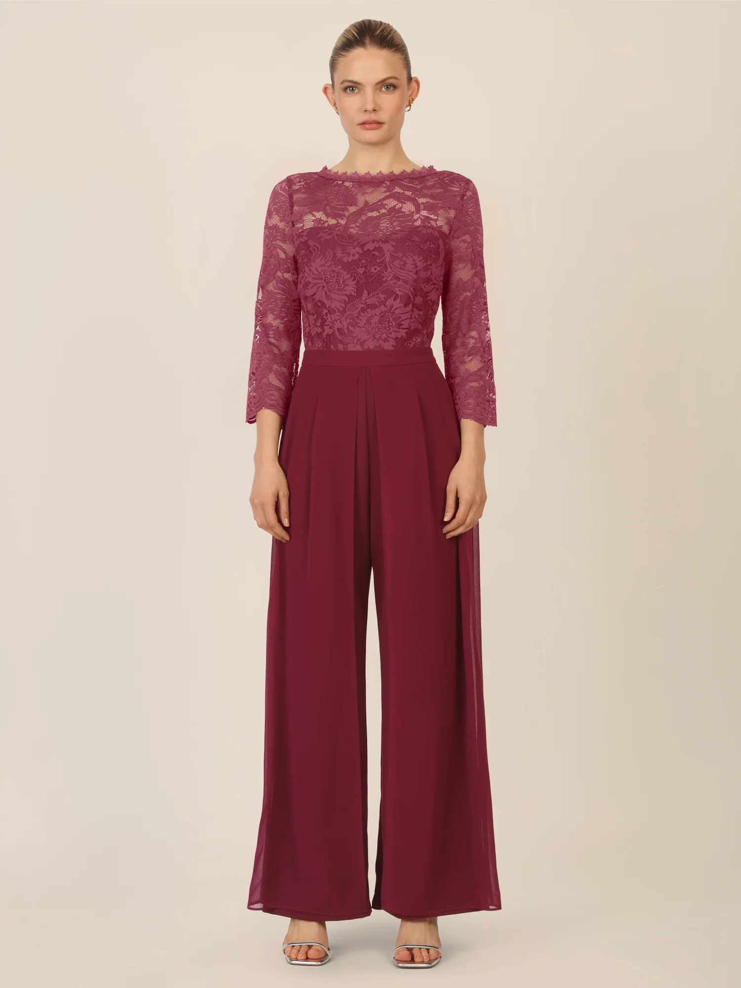 APART Abendoverall mit Spitzentop und weitem Bein | bordeauxrot - Image 5
