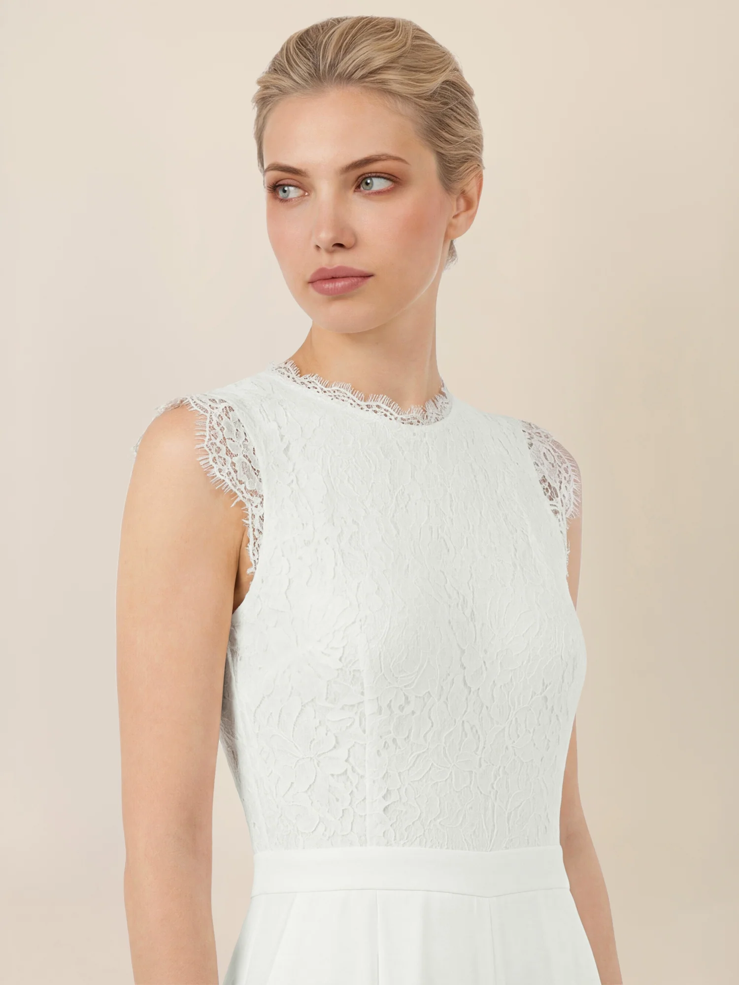 APART Abendoverall mit Spitzentop und weitem Bein | creme - Image 4