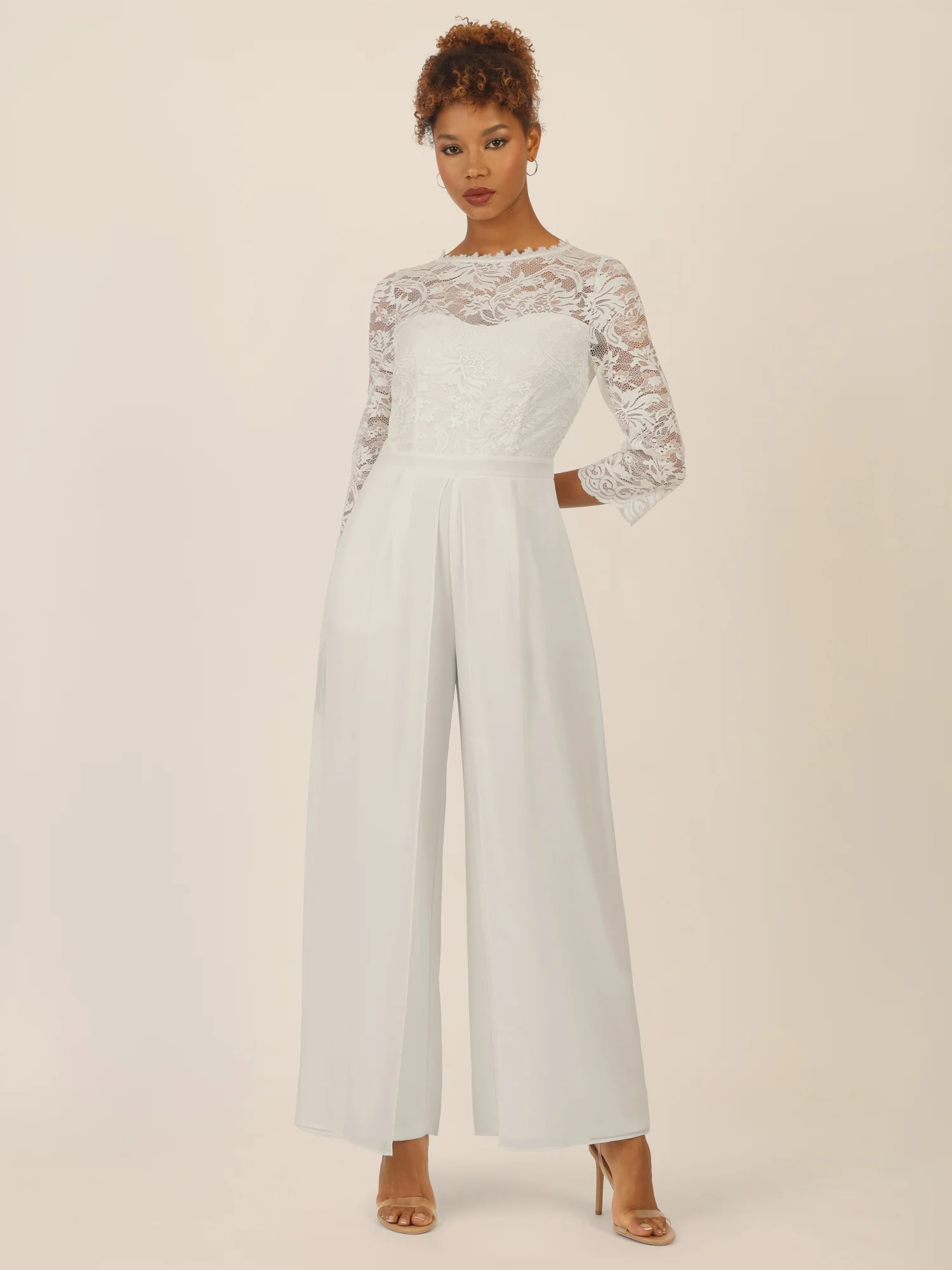 APART Abendoverall mit Spitzentop und weitem Bein | creme