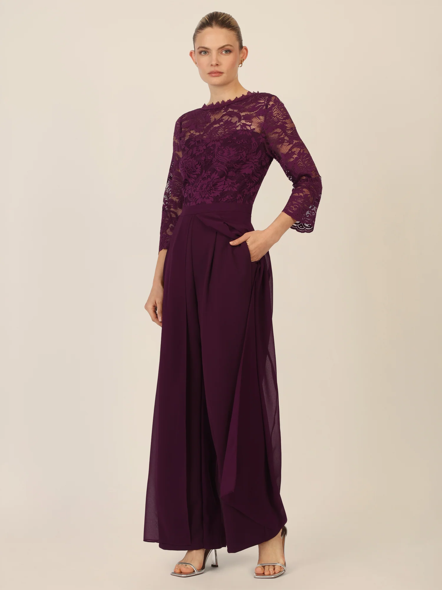 APART Abendoverall mit Spitzentop und weitem Bein | dunkel lila