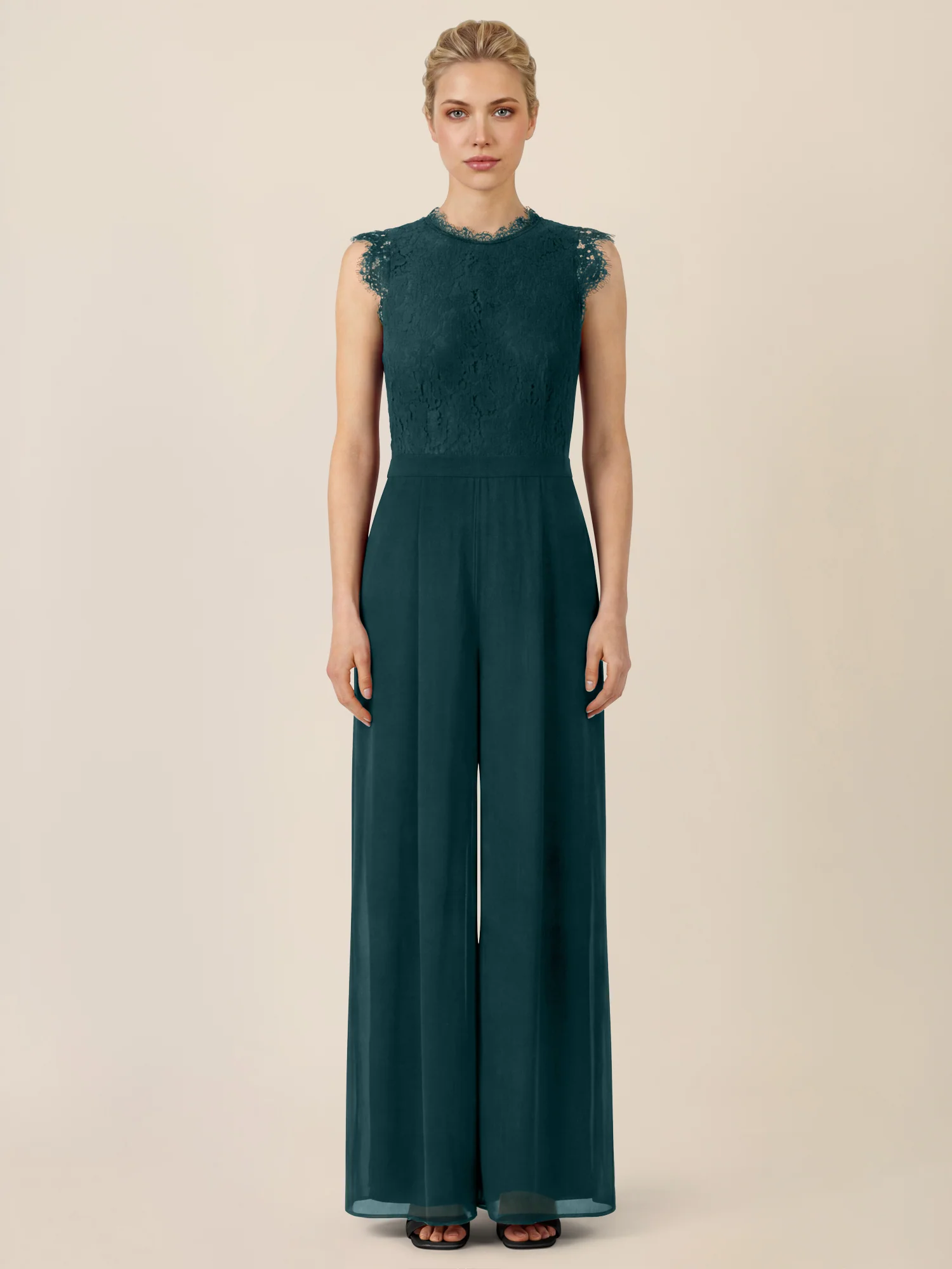 APART Abendoverall mit Spitzentop und weitem Bein | emerald - Image 5