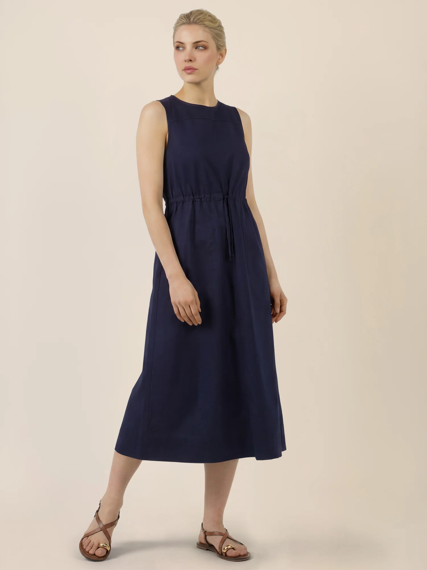 APART Ärmelloses Kleid mit Kordelzug-Taille | nachtblau - Image 6