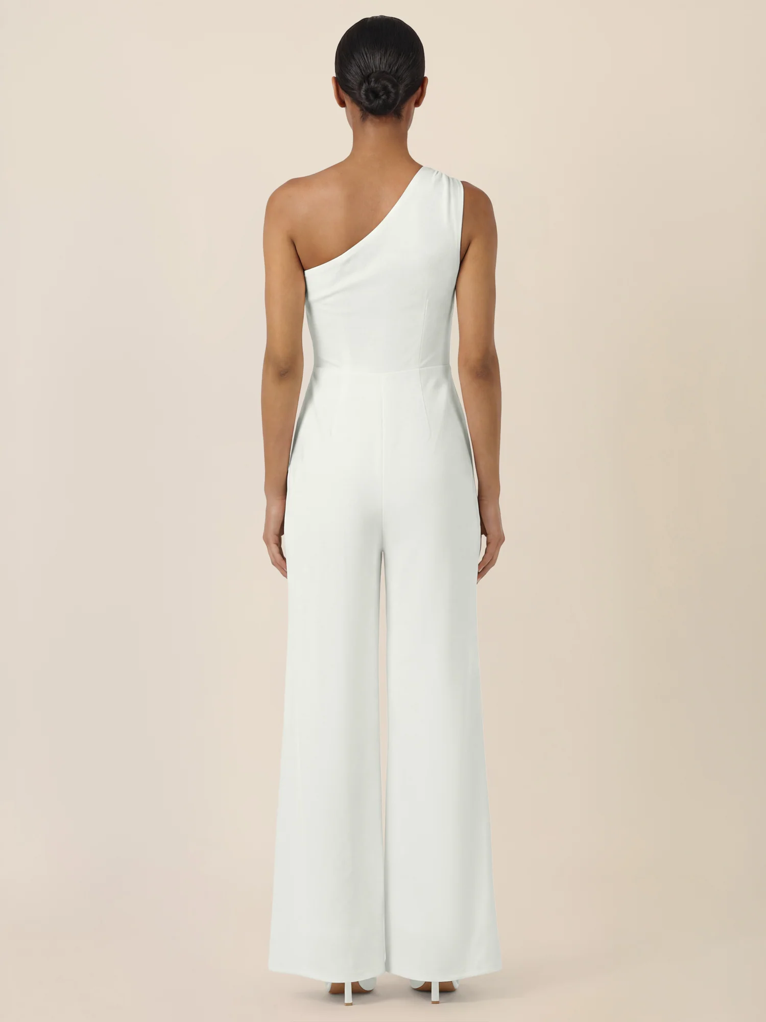 APART Asymmetrischer Abendoverall mit Drapierung | cream - Image 2