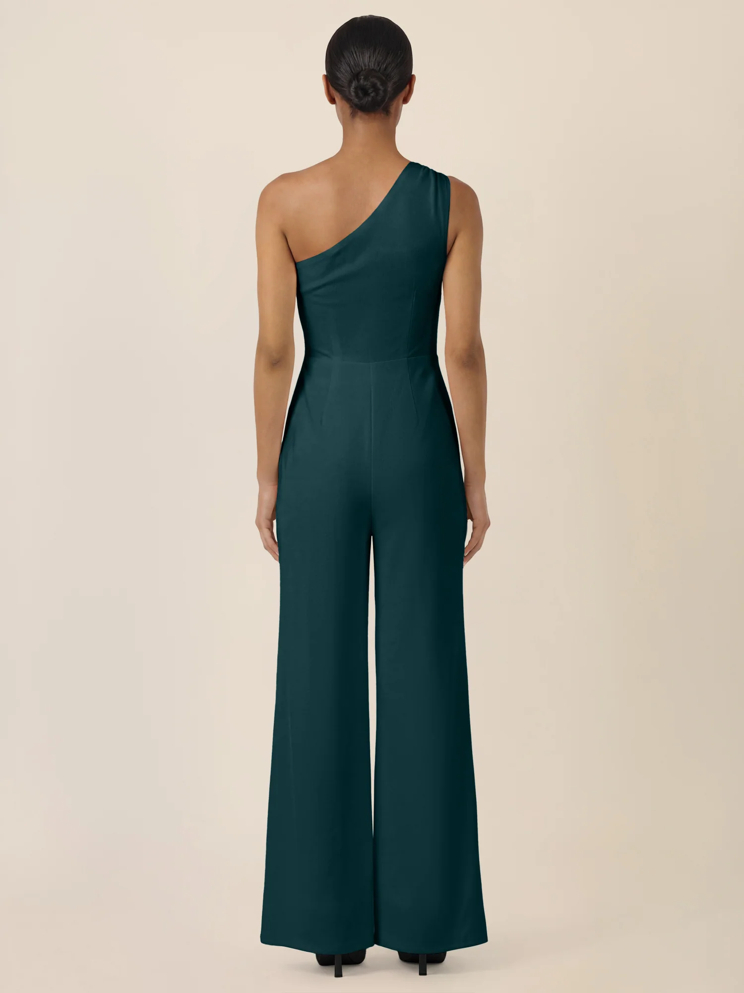 APART Asymmetrischer Abendoverall mit Drapierung | emerald - Image 2
