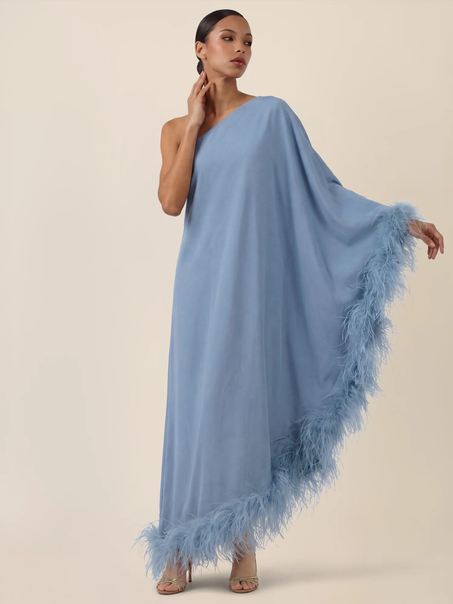 APART Asymmetrisches Abendkleid mit Federn | rauchblau - Image 5