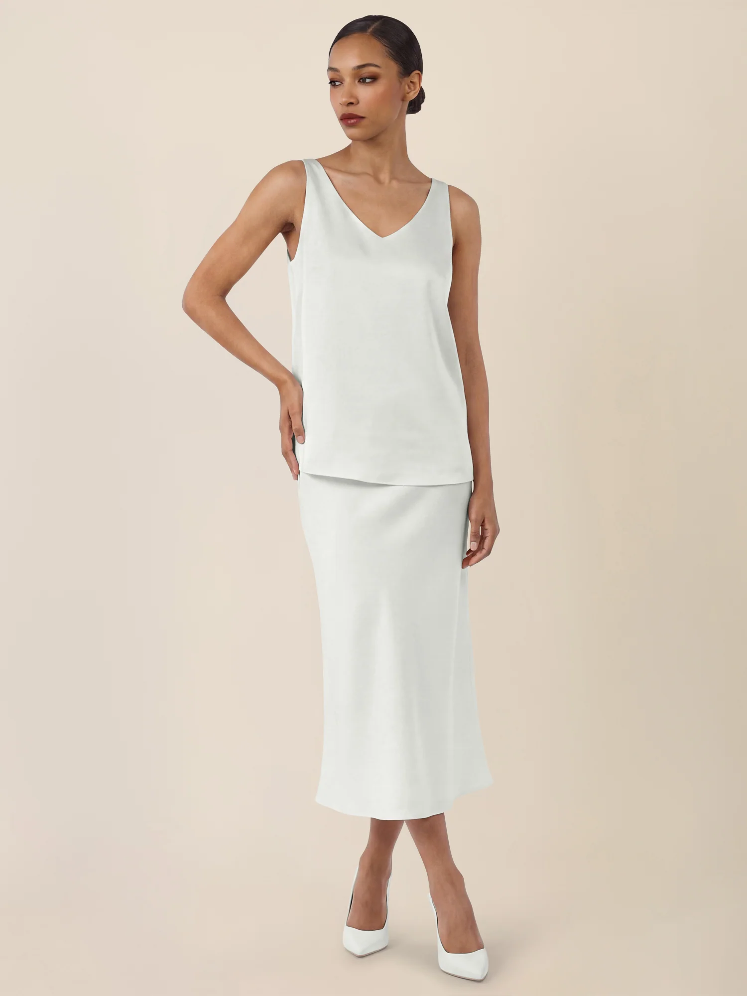 APART Ausgestellter Midirock in fließender Satin-Qualität | creme - Image 6