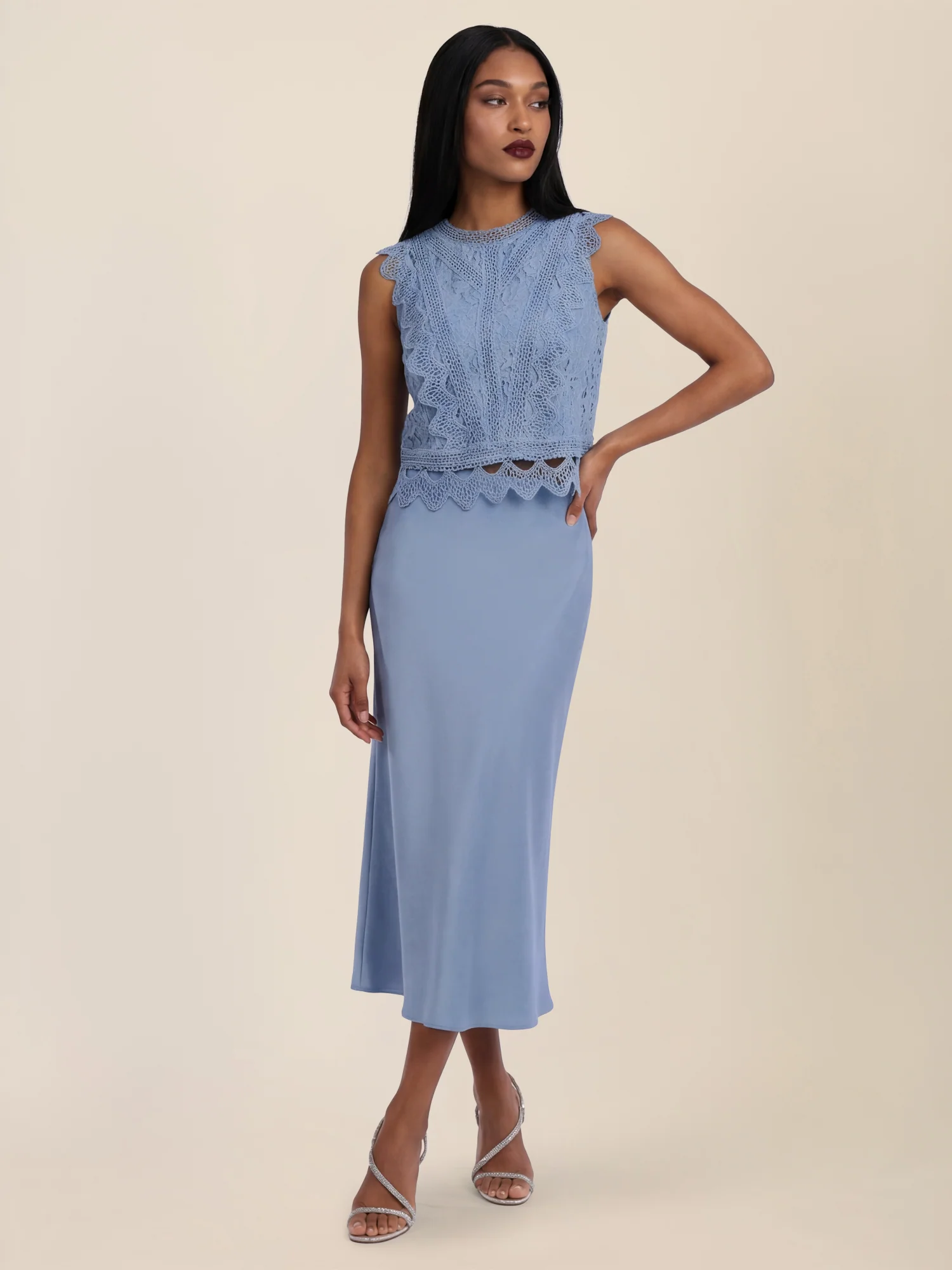 APART Ausgestellter Midirock in fließender Satin-Qualität | rauchblau - Image 6