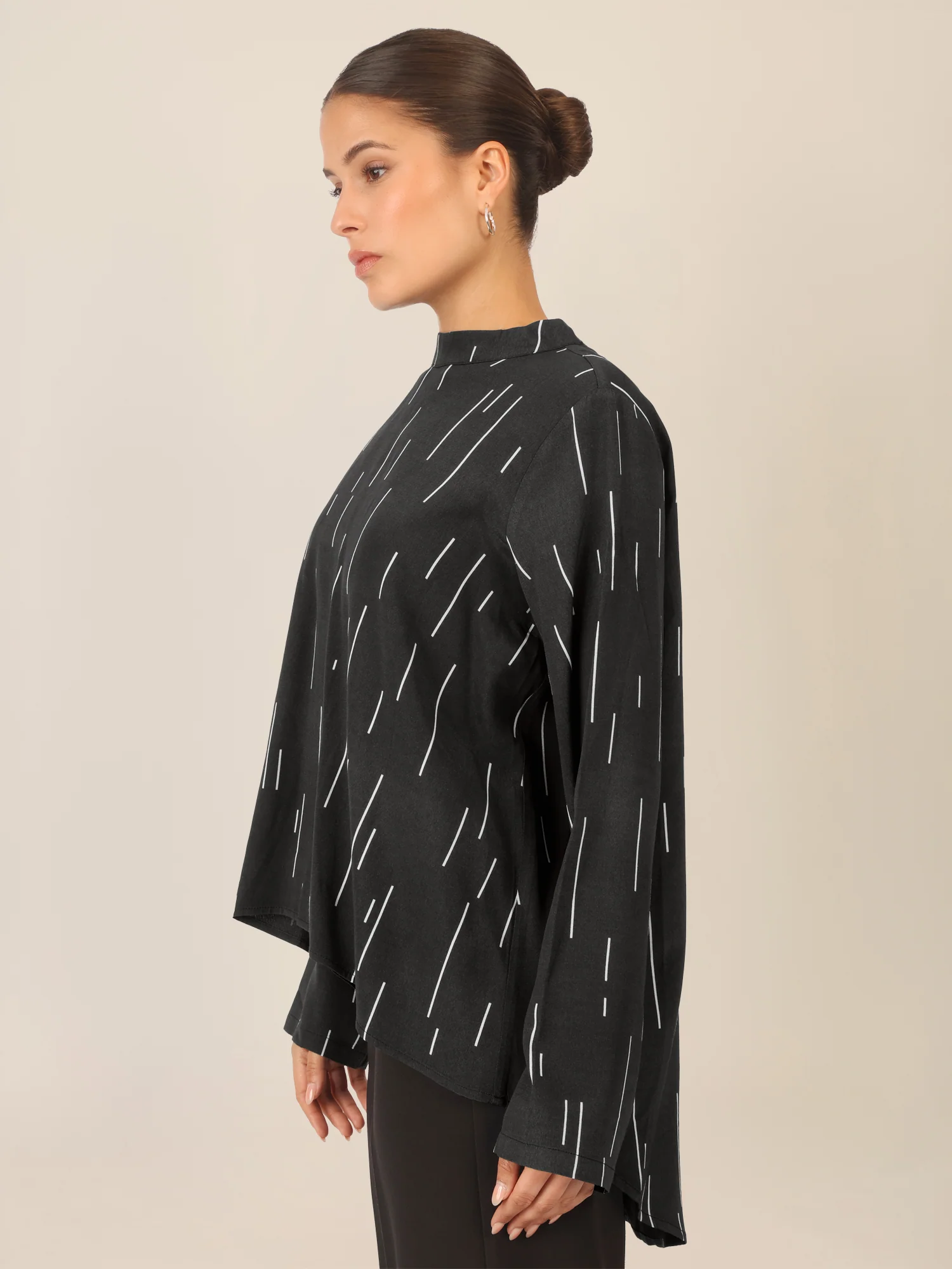 APART Bedruckte Bluse mit allover Print | schwarz-creme - Image 5