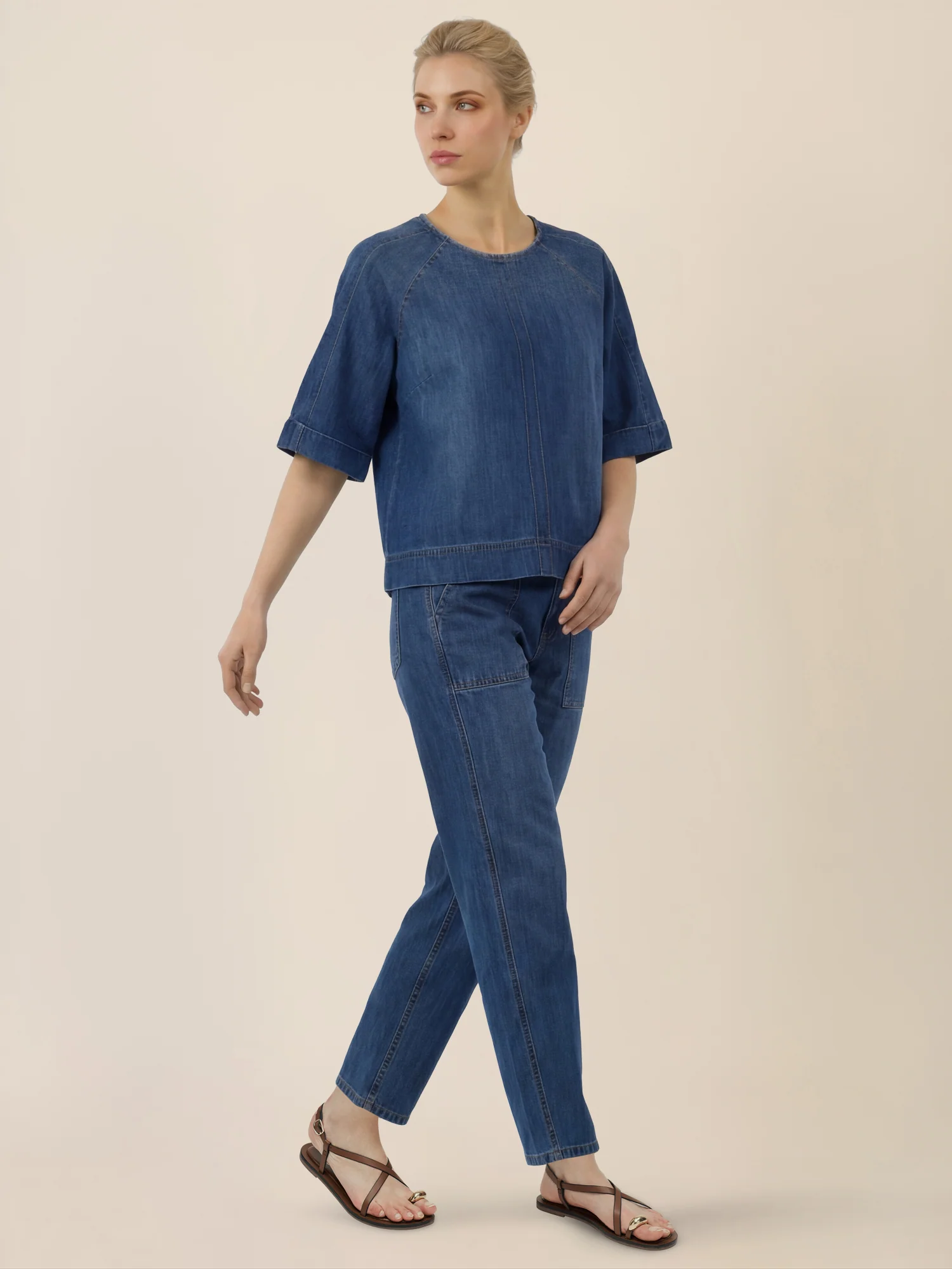 APART Bluse mit Rundhalsausschnitt und kurzen Ärmeln | hellblau - Image 6