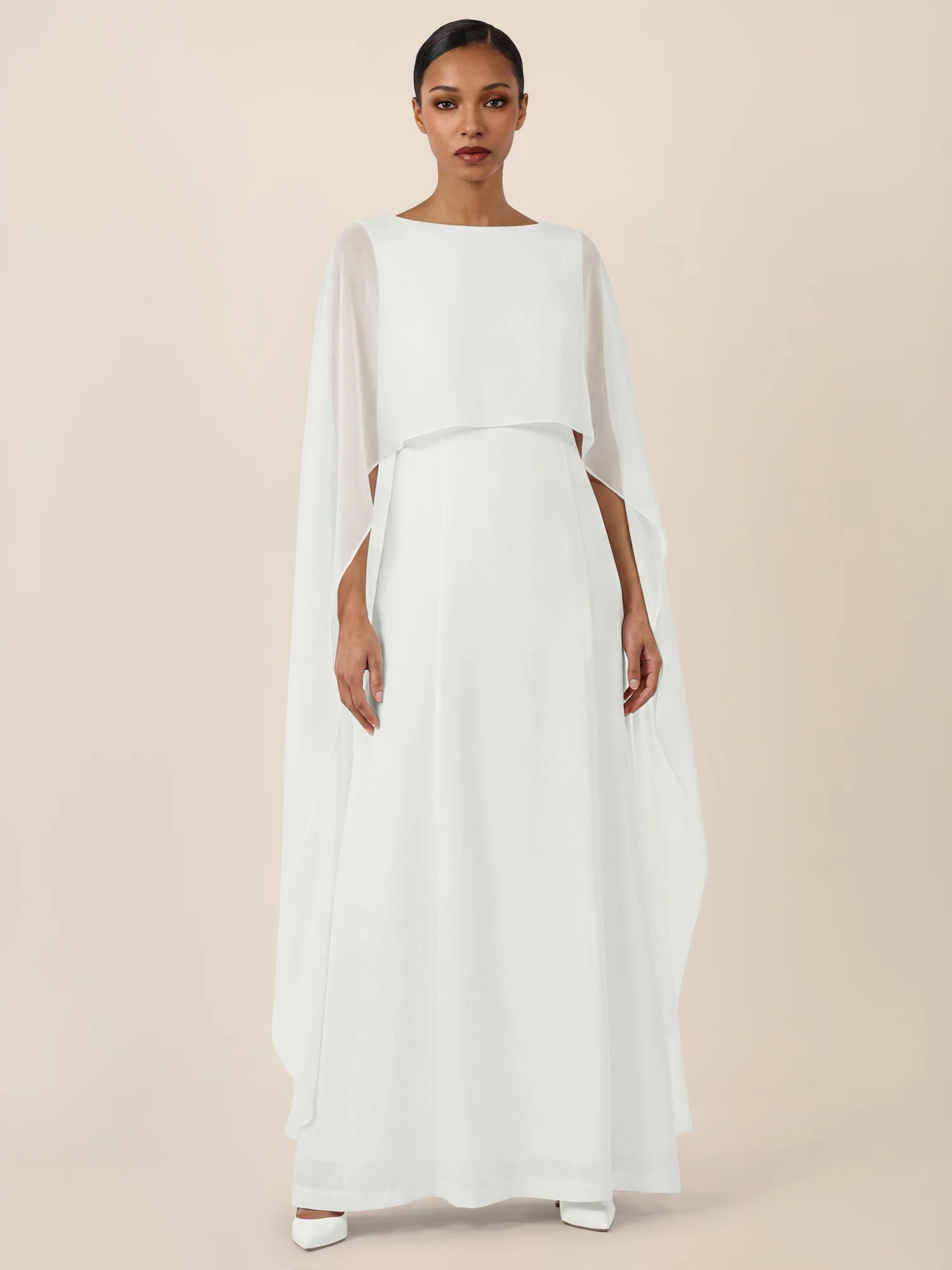 APART Cape-Kleid mit fließender Eleganz | creme