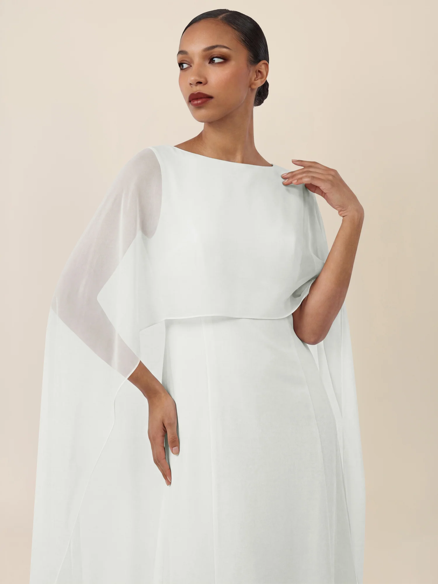 APART Cape-Kleid mit fließender Eleganz | creme - Image 4