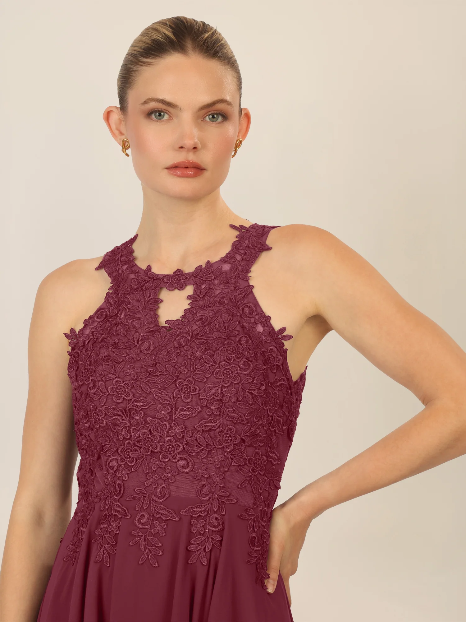 APART Cocktailkleid mit Cut-Out-Rücken | bordeauxrot - Image 5