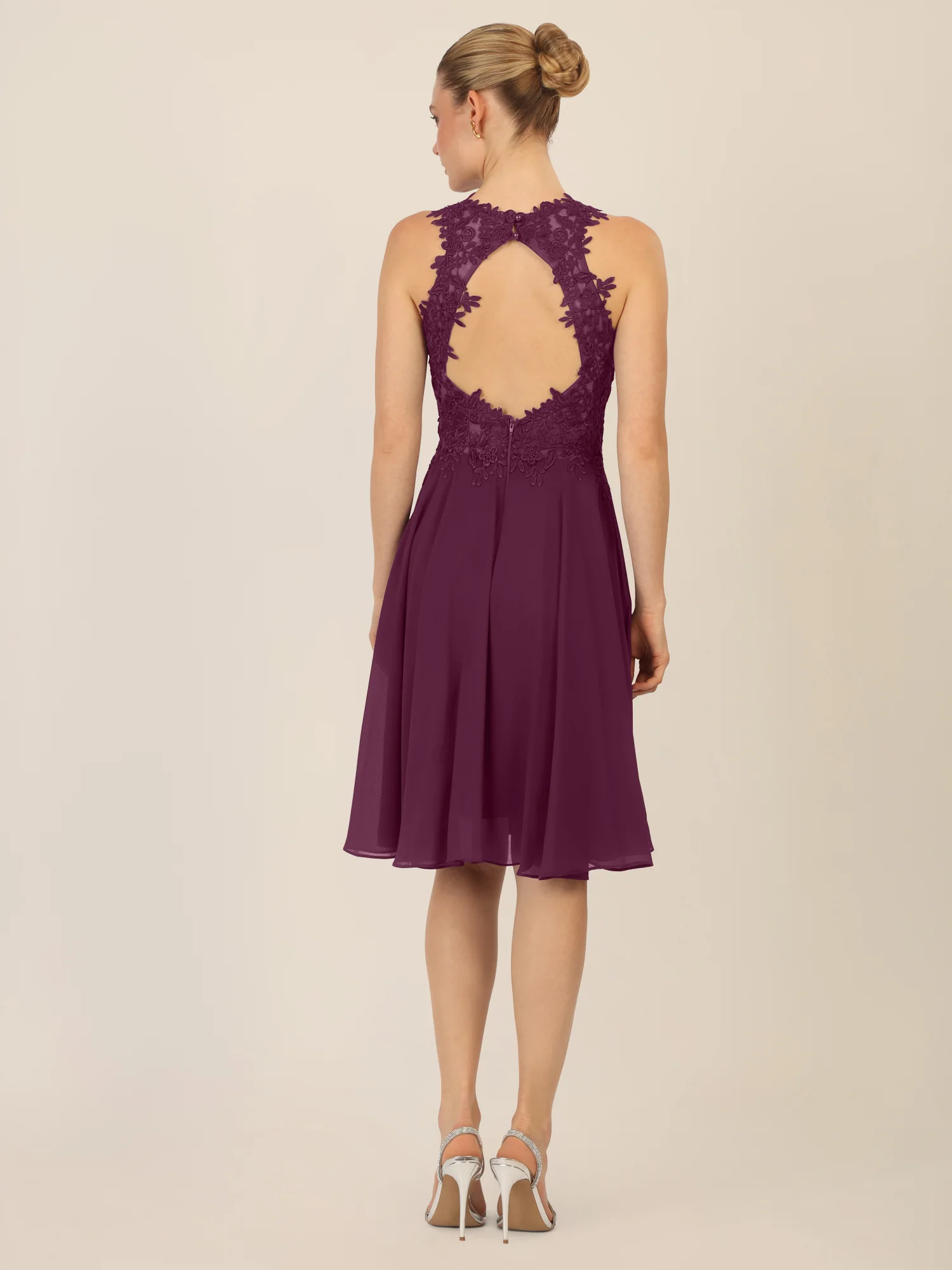 APART Cocktailkleid mit Cut-Out-Rücken | dunkel lila - Image 2