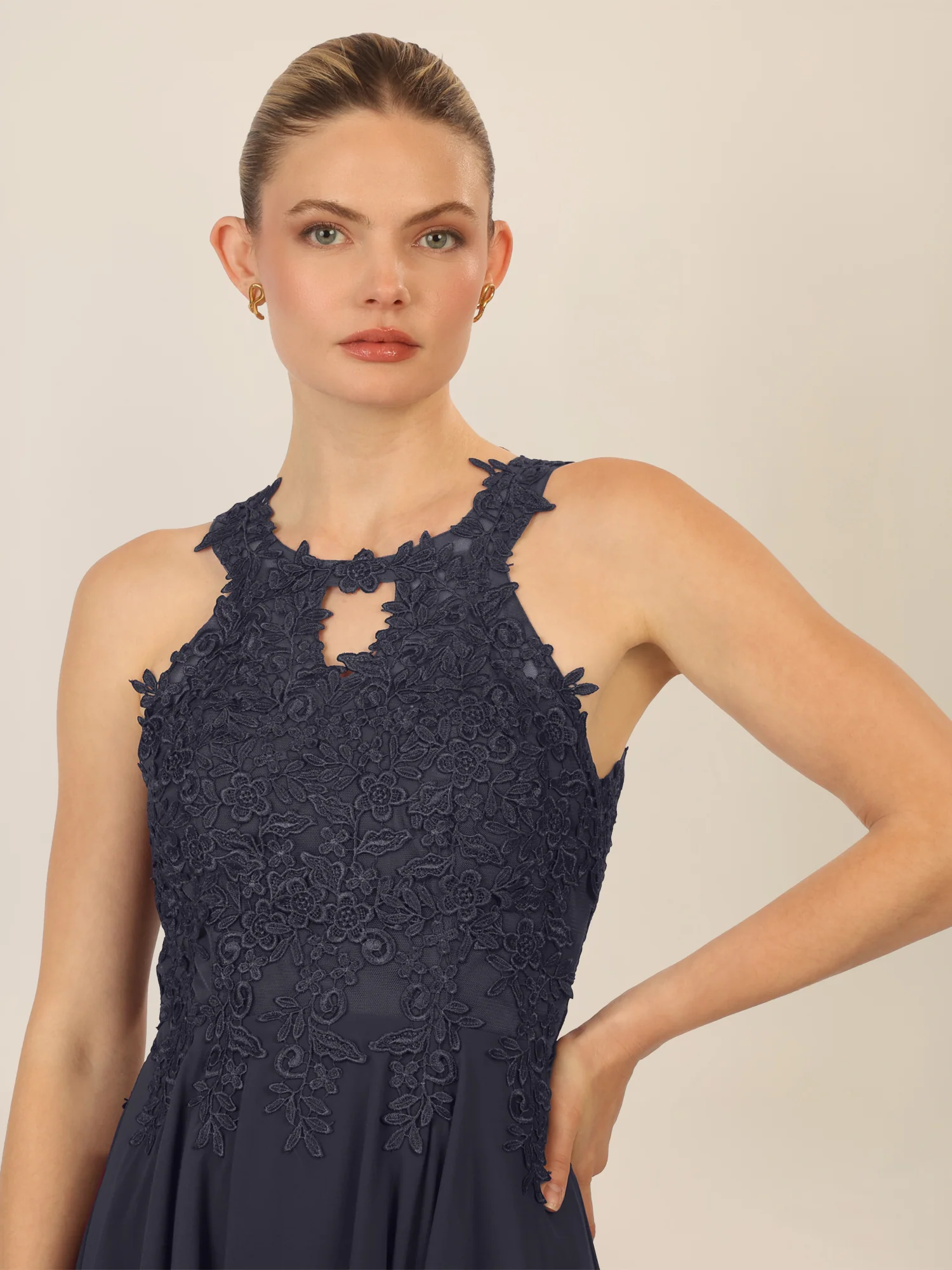 APART Cocktailkleid mit Cut-Out-Rücken | nachtblau - Image 3