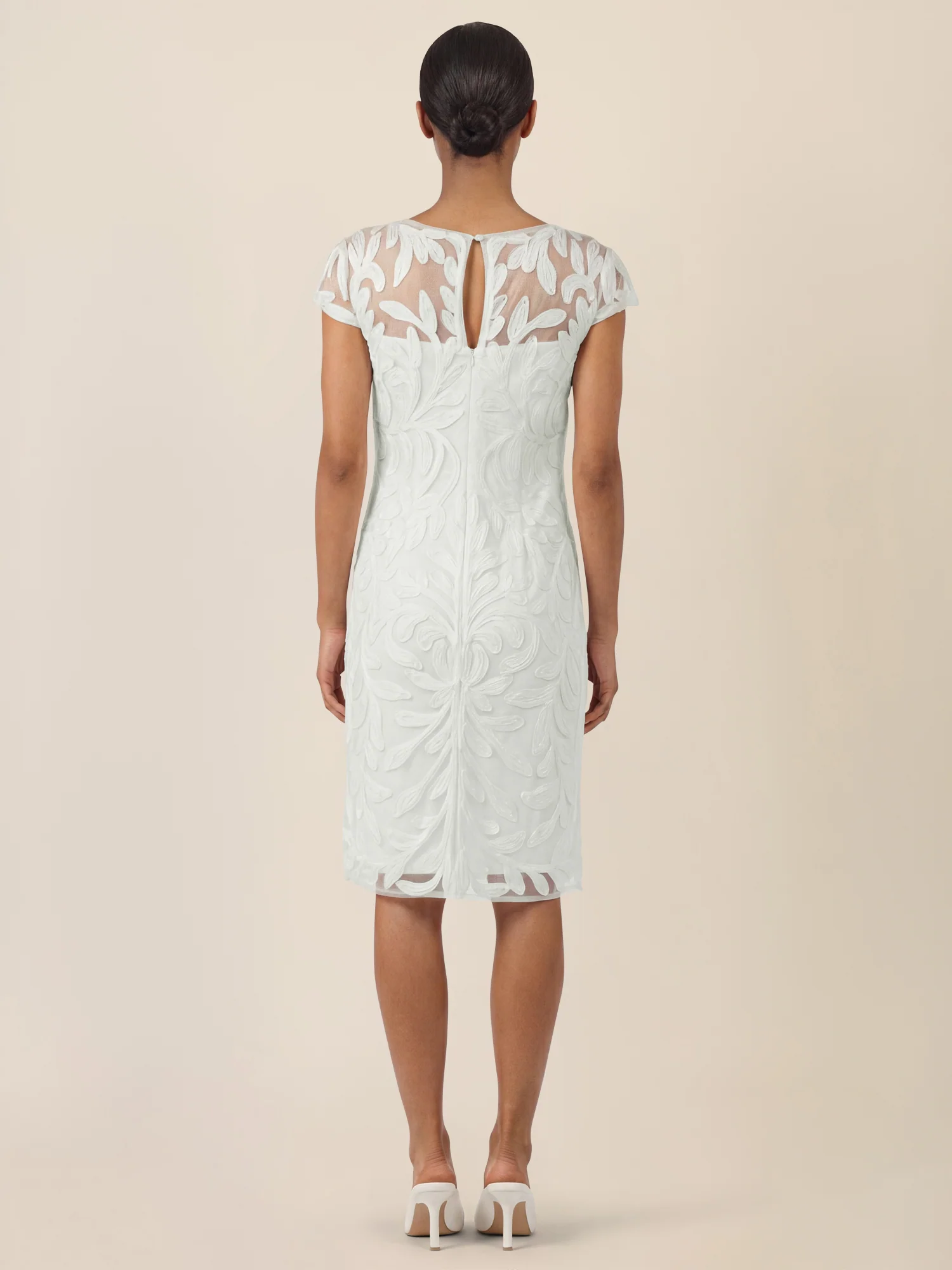 APART Cocktailkleid mit floraler 3D-Stickerei | creme - Image 2