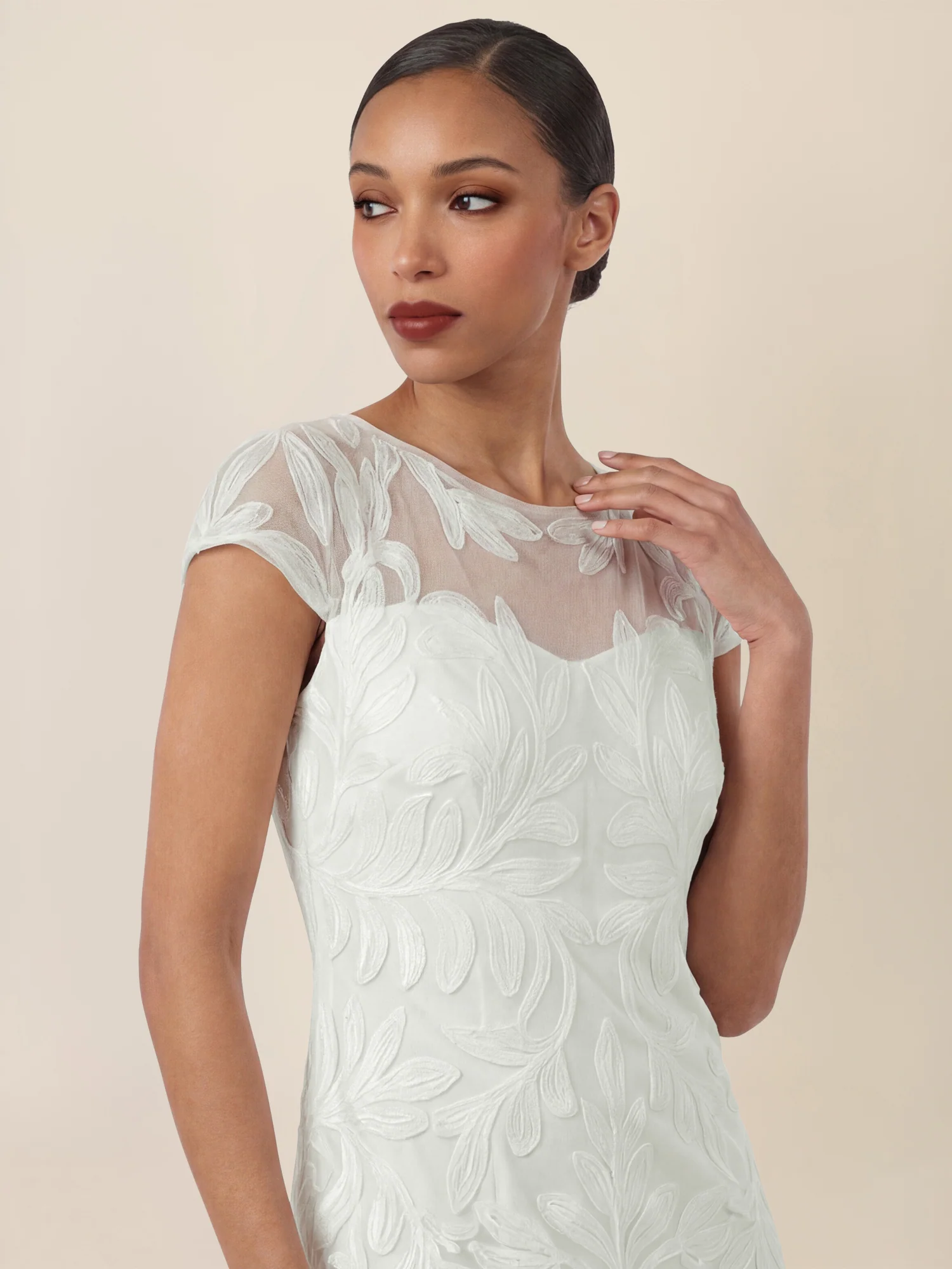 APART Cocktailkleid mit floraler 3D-Stickerei | creme - Image 5