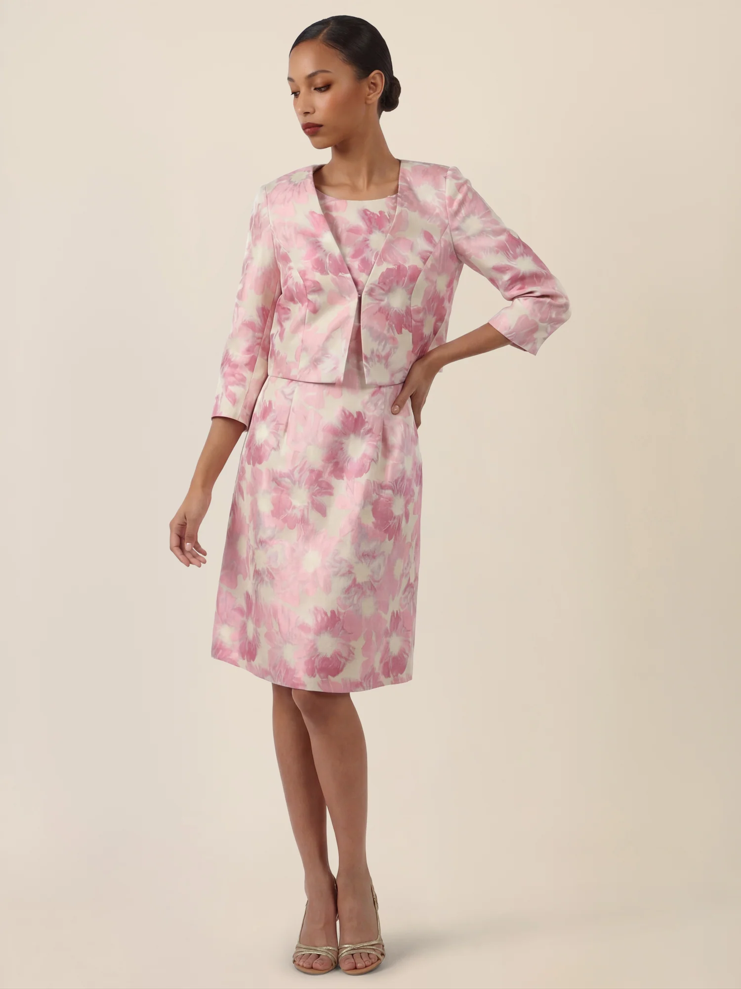 APART Eleganter Bolero mit floralem Glanzmuster | rosé-multicolor - Image 6
