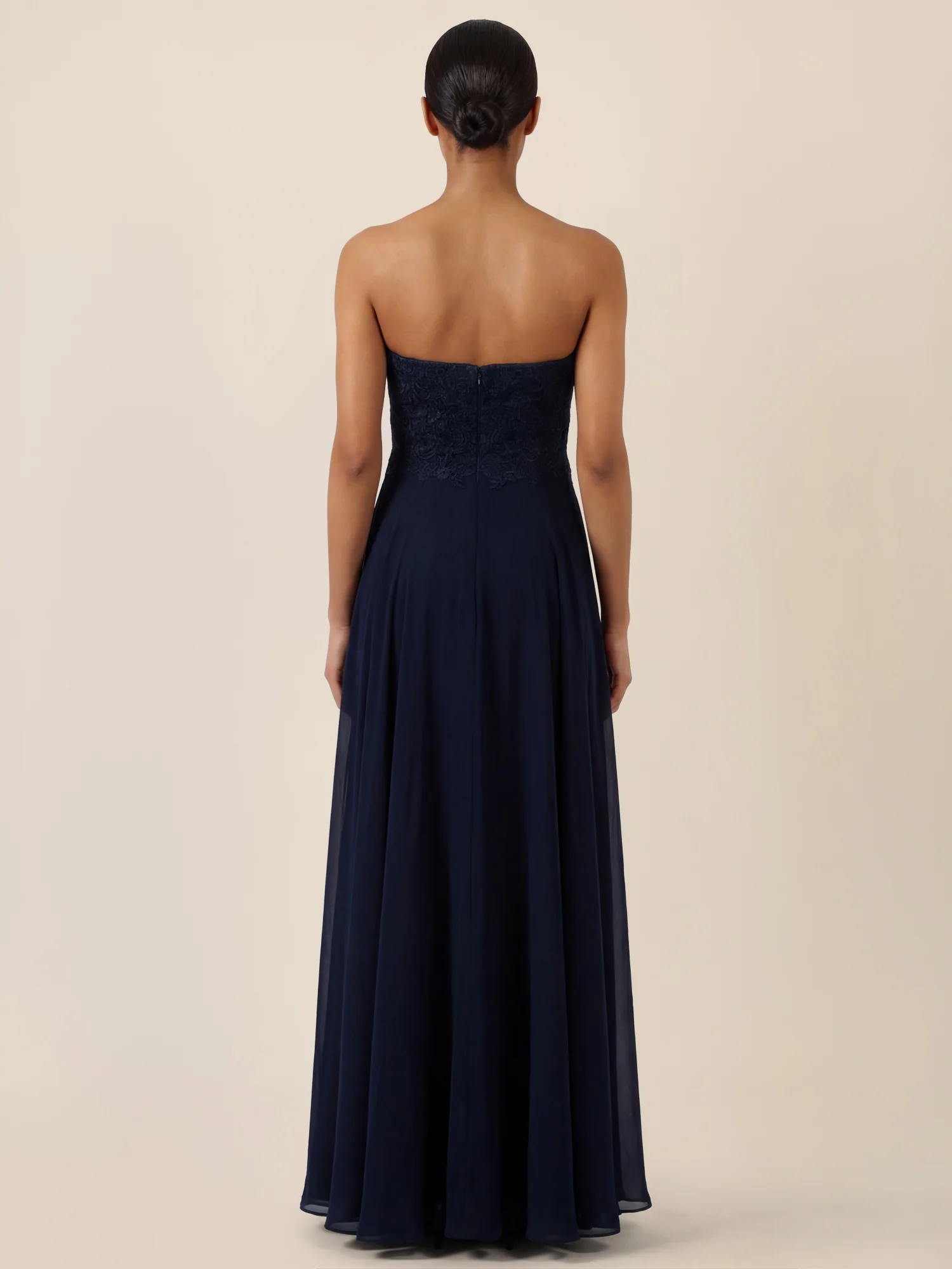 APART Elegantes Abendkleid mit Spitzenmieder | nachtblau - Image 3