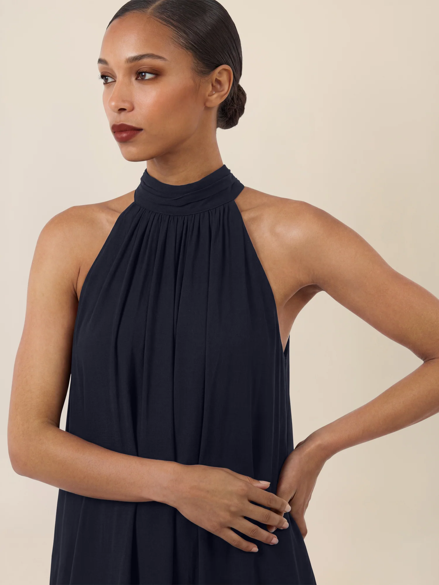 APART Elegantes Chiffonkleid mit Volantsaum | nachtblau - Image 4