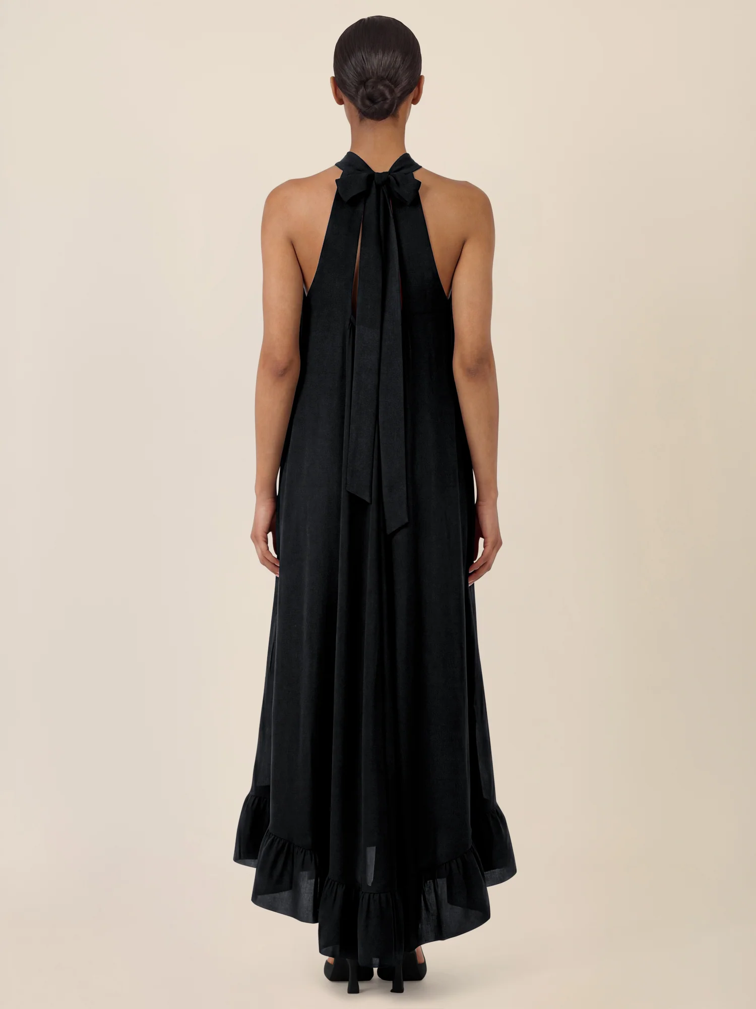 APART Elegantes Chiffonkleid mit Volantsaum | schwarz - Image 2