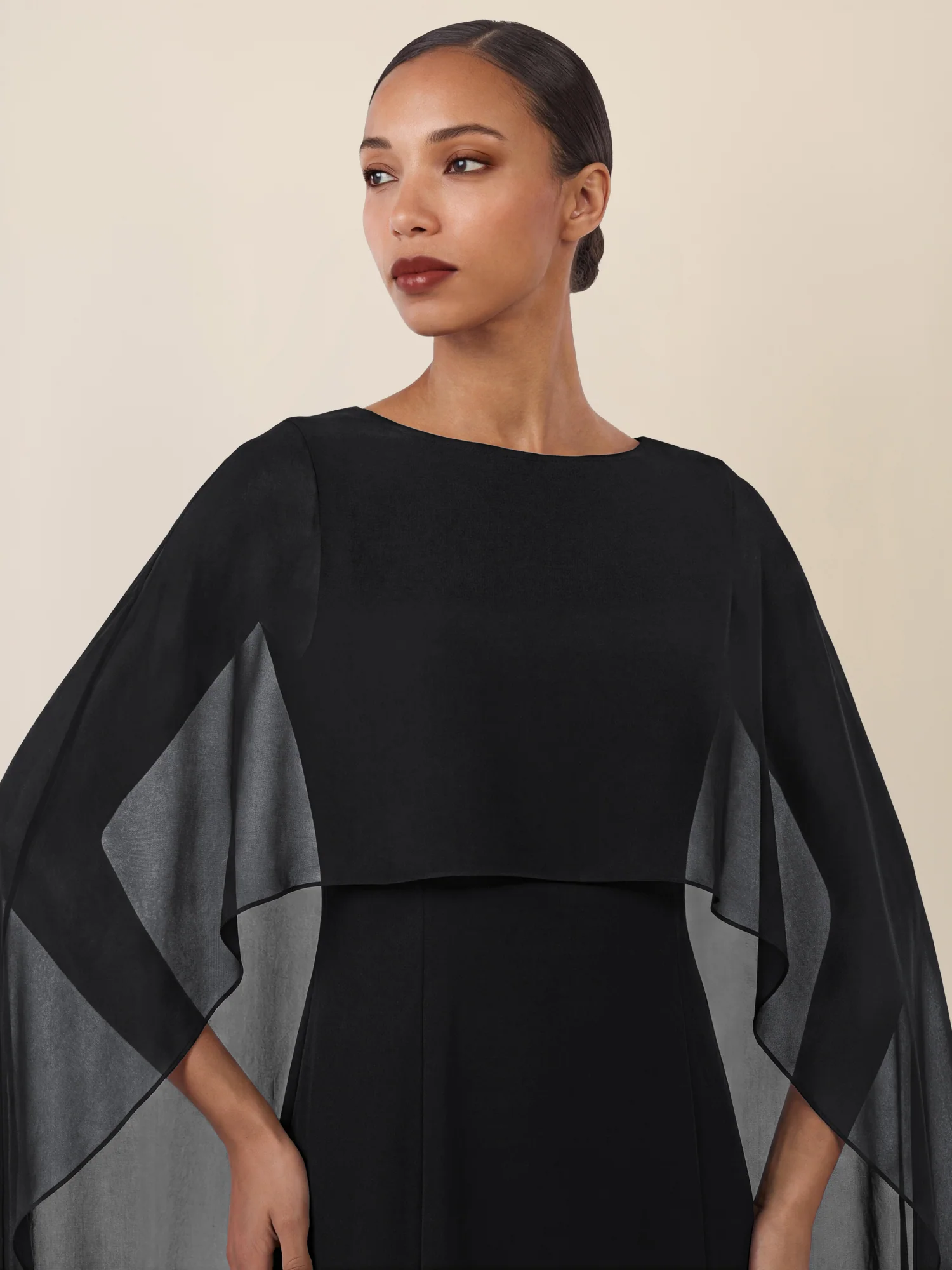 APART Elegantes Kleid mit Cape | schwarz - Image 4
