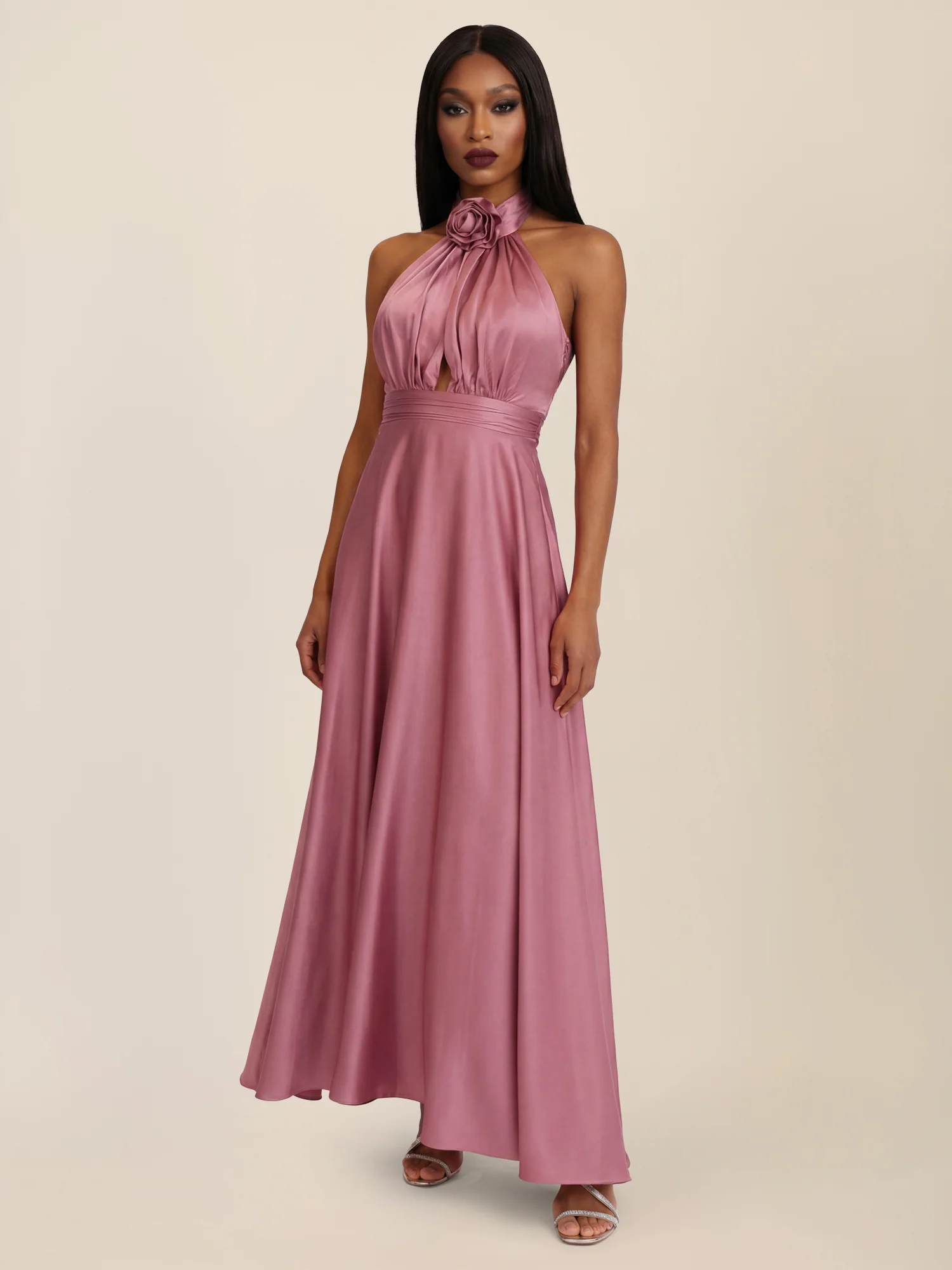 APART Elegantes Satin-Maxikleid mit Rosendetail | rosé - Image 5