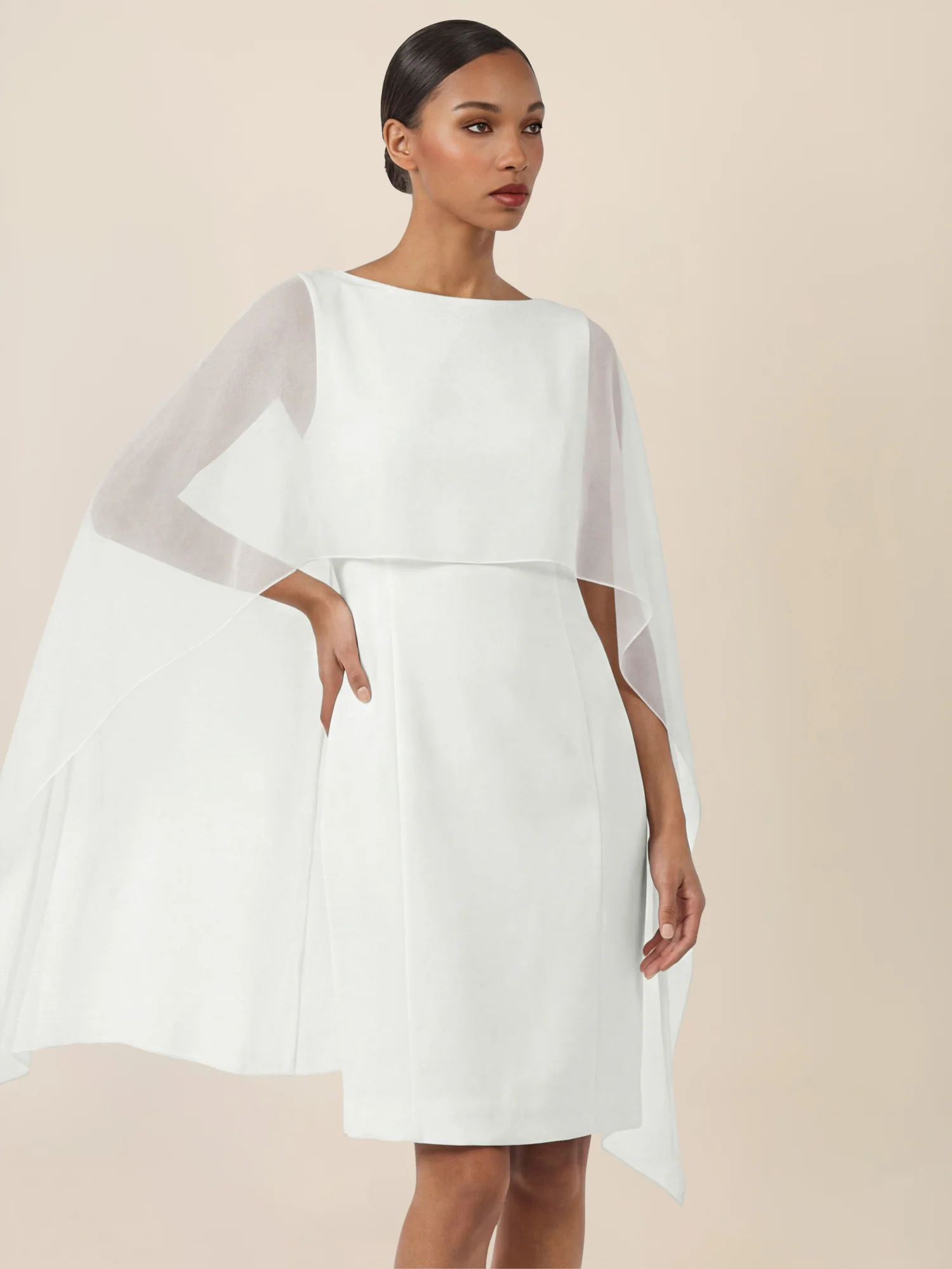 APART Etui-Kleid mit fließendem Chiffon-Cape | creme - Image 4