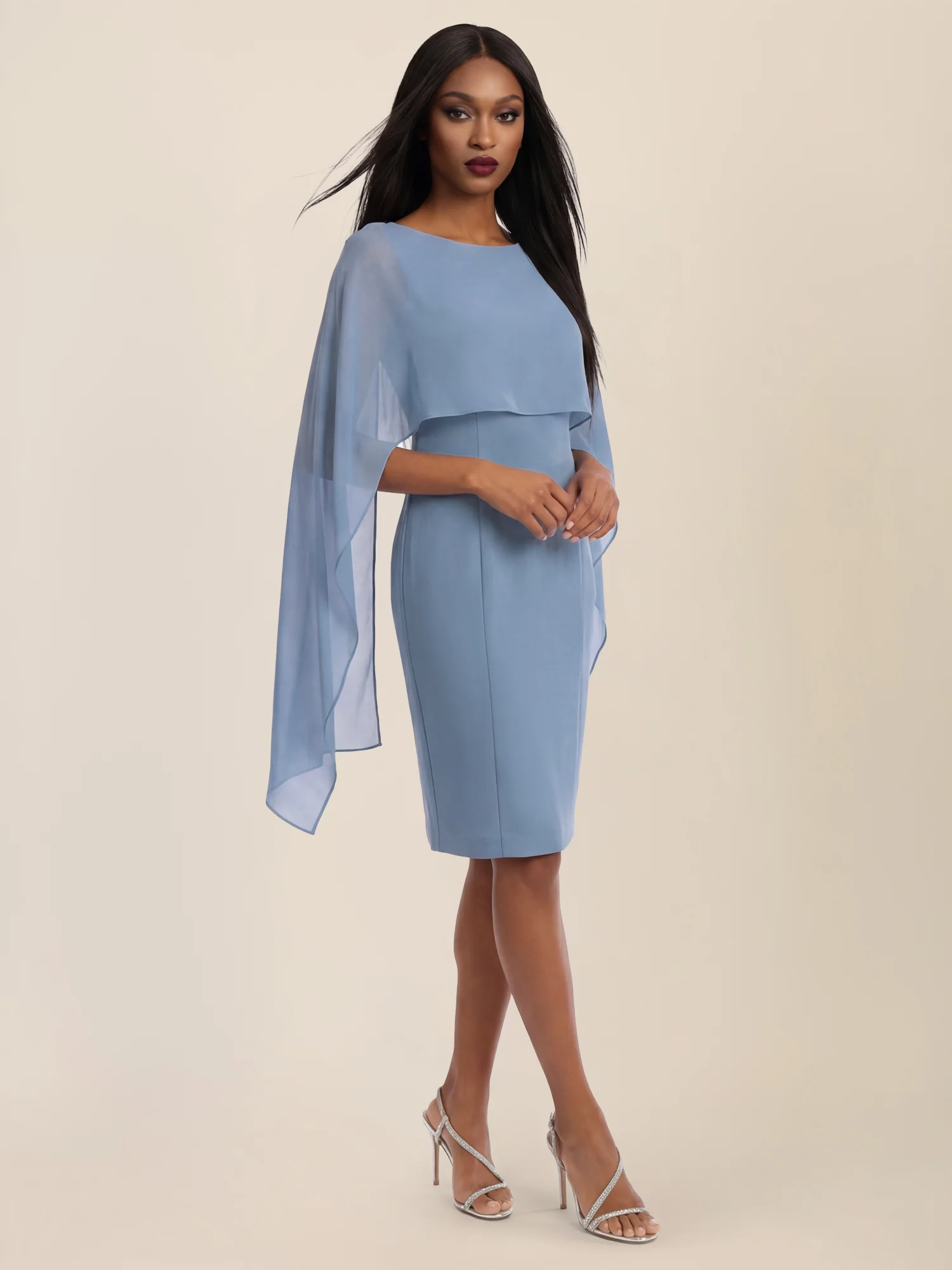 APART Etui-Kleid mit fließendem Chiffon-Cape | rauchblau - Image 6