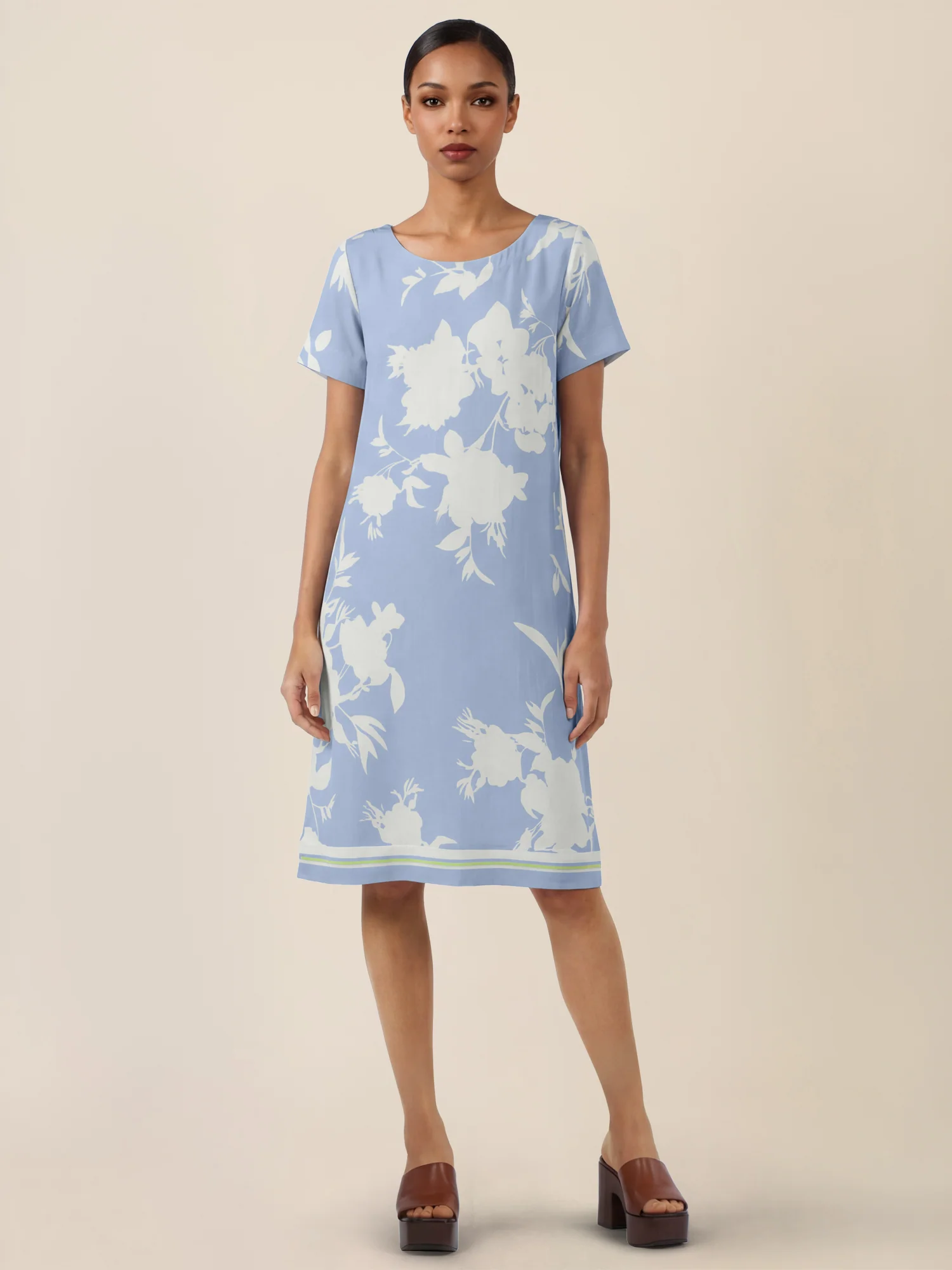 APART Gerade geschnittenes Jerseykleid mit Blütenprint | hellblau-creme