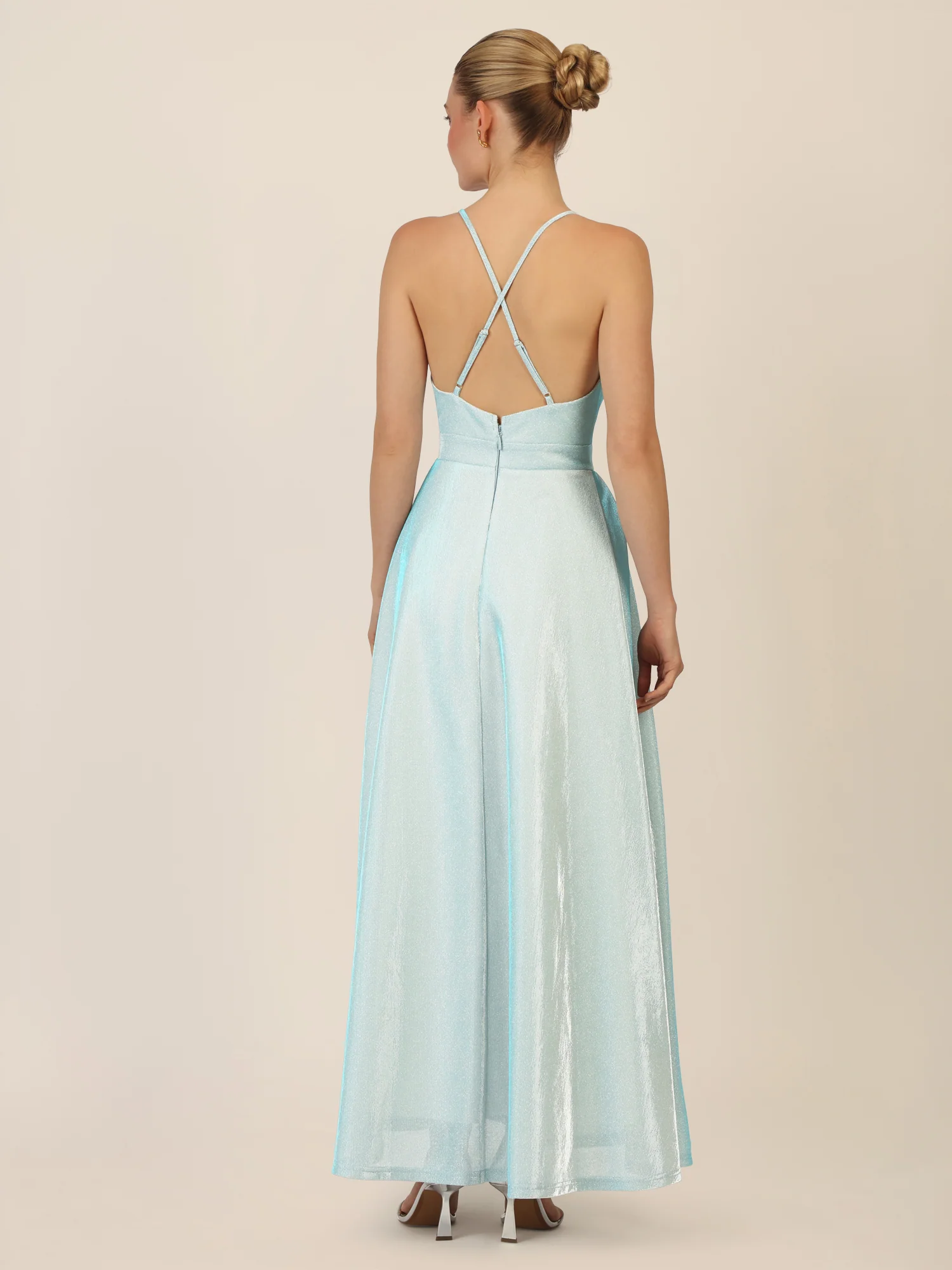 APART Glamourkleid aus einer metallic silber-hellblau schimmernden Jerseyware | hellblau - Image 2