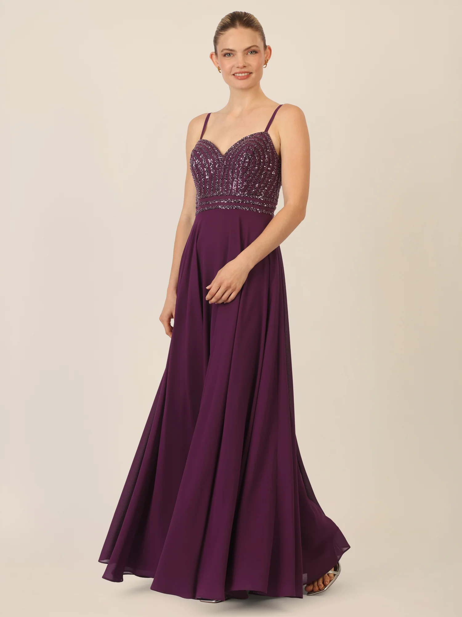 APART Glamourkleid mit Perlenstickerei | dunkel lila