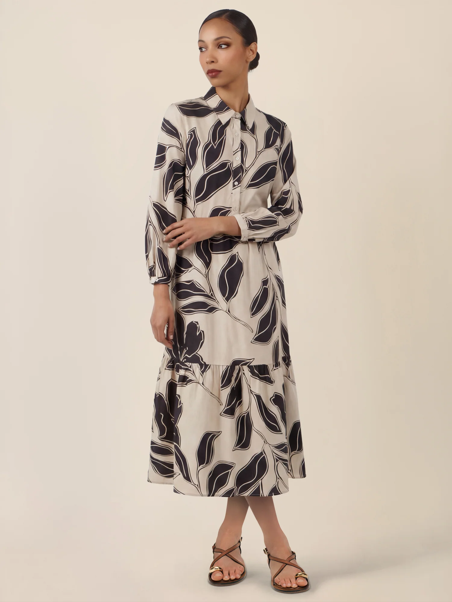 APART Hemdkleid mit grafischem Print und Volants | beige-schwarz - Image 6