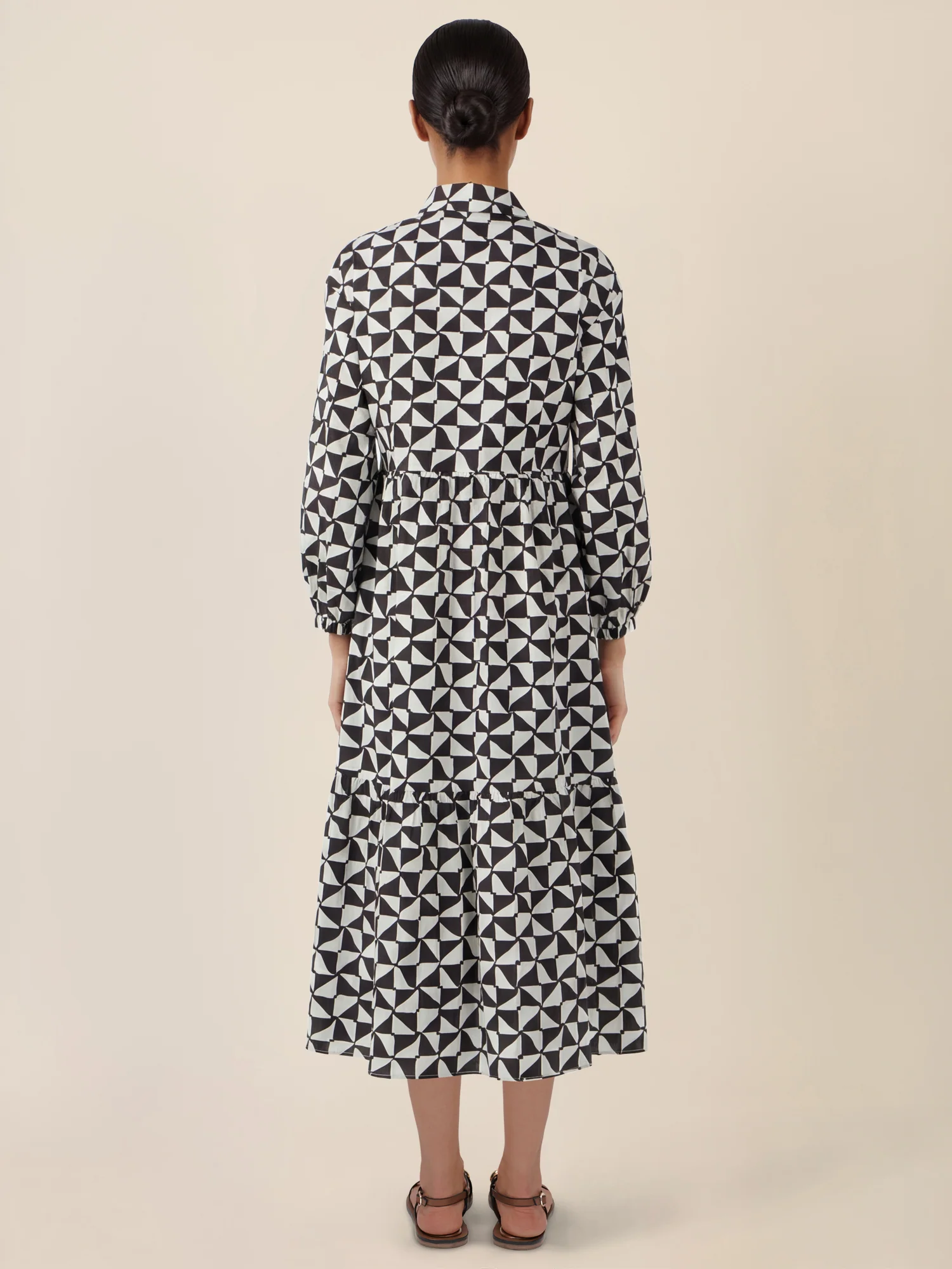 APART Hemdkleid mit Stufenrock und Print | schwarz-creme - Image 2