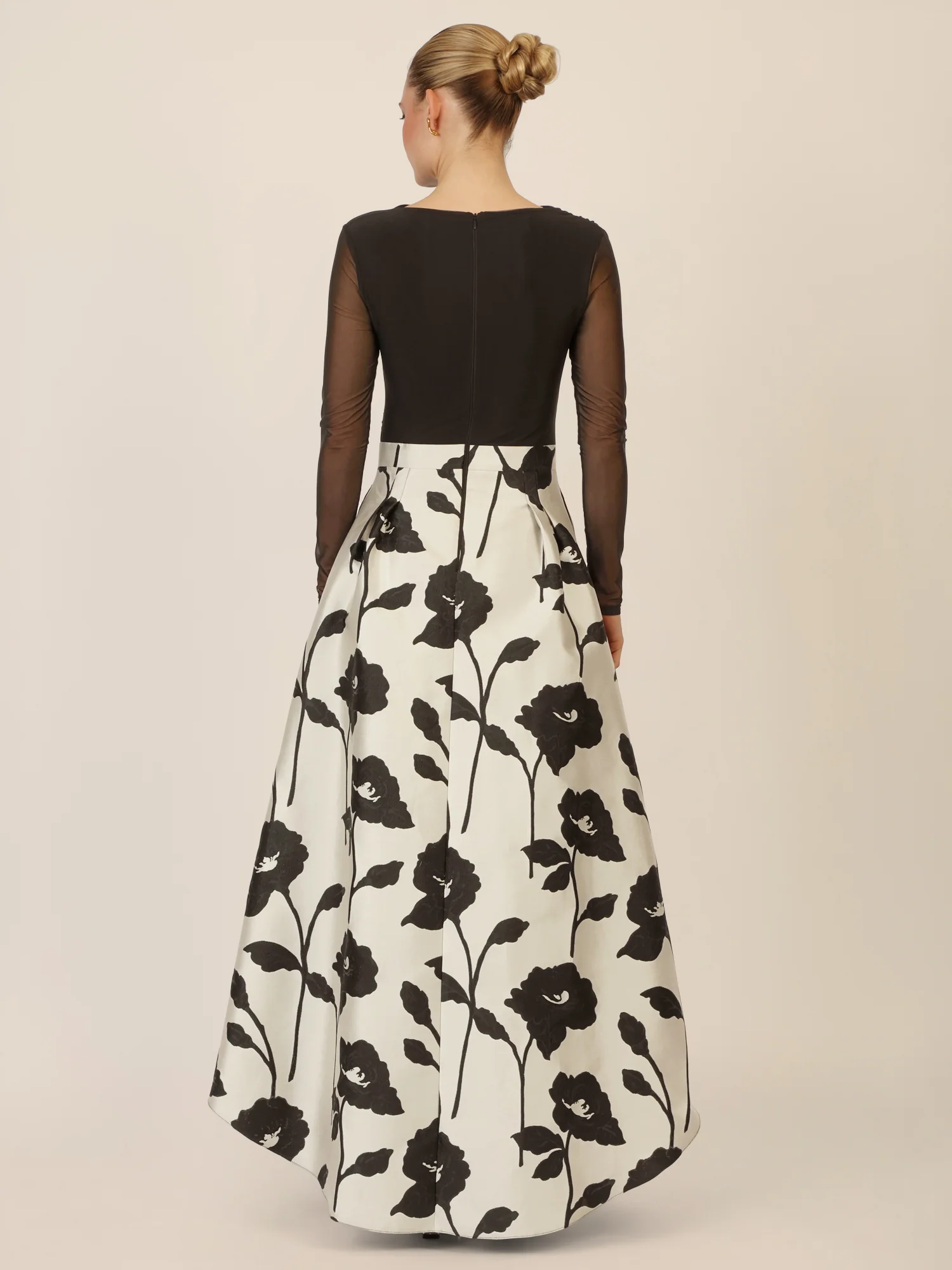 APART Jacquard-Meshkleid mit floraler High-Low-Rockpartie | schwarz-creme - Image 2