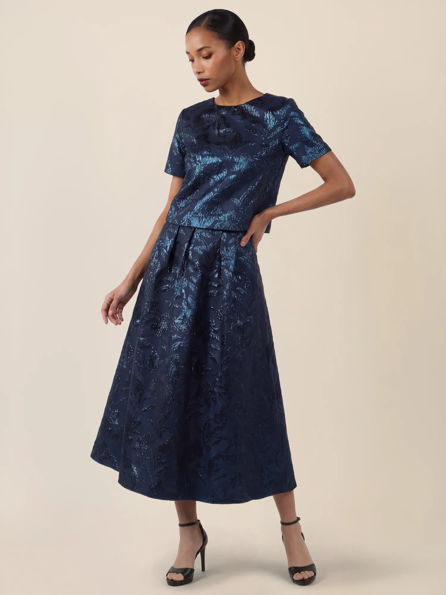 APART Jacquard-Top mit schimmerndem Strukturmotiv | nachtblau-metallic - Image 6
