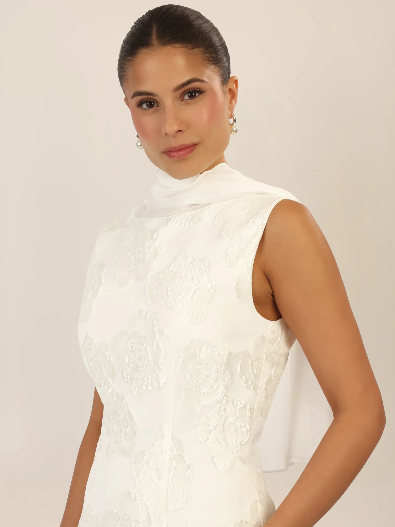 APART Jacquardkleid mit Chiffoncape mit floraler Struktur und Chiffoncape | creme - Image 4