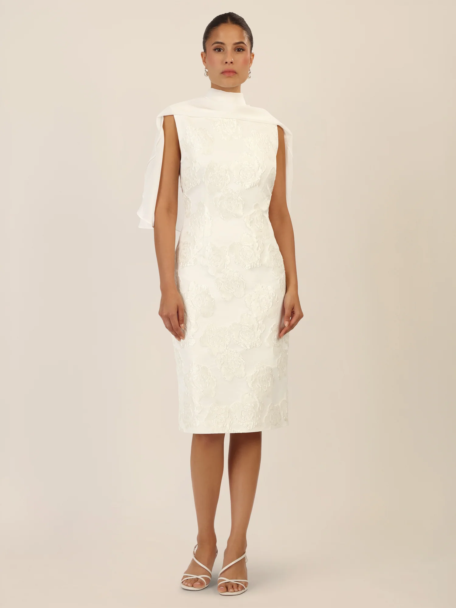 APART Jacquardkleid mit Chiffoncape mit floraler Struktur und Chiffoncape | creme - Image 5