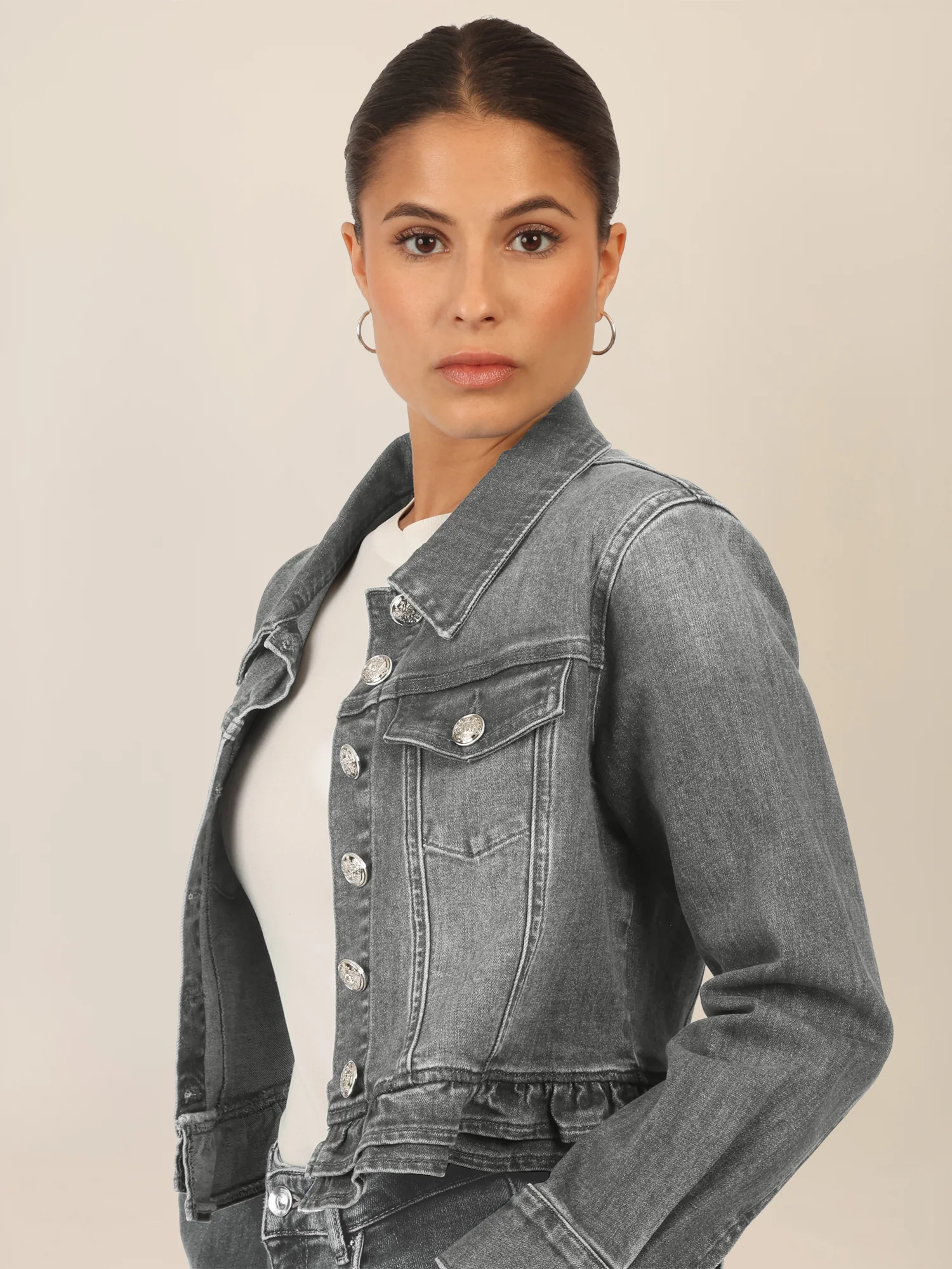 APART Jeansjacke mit Rüschen | grau - Image 5