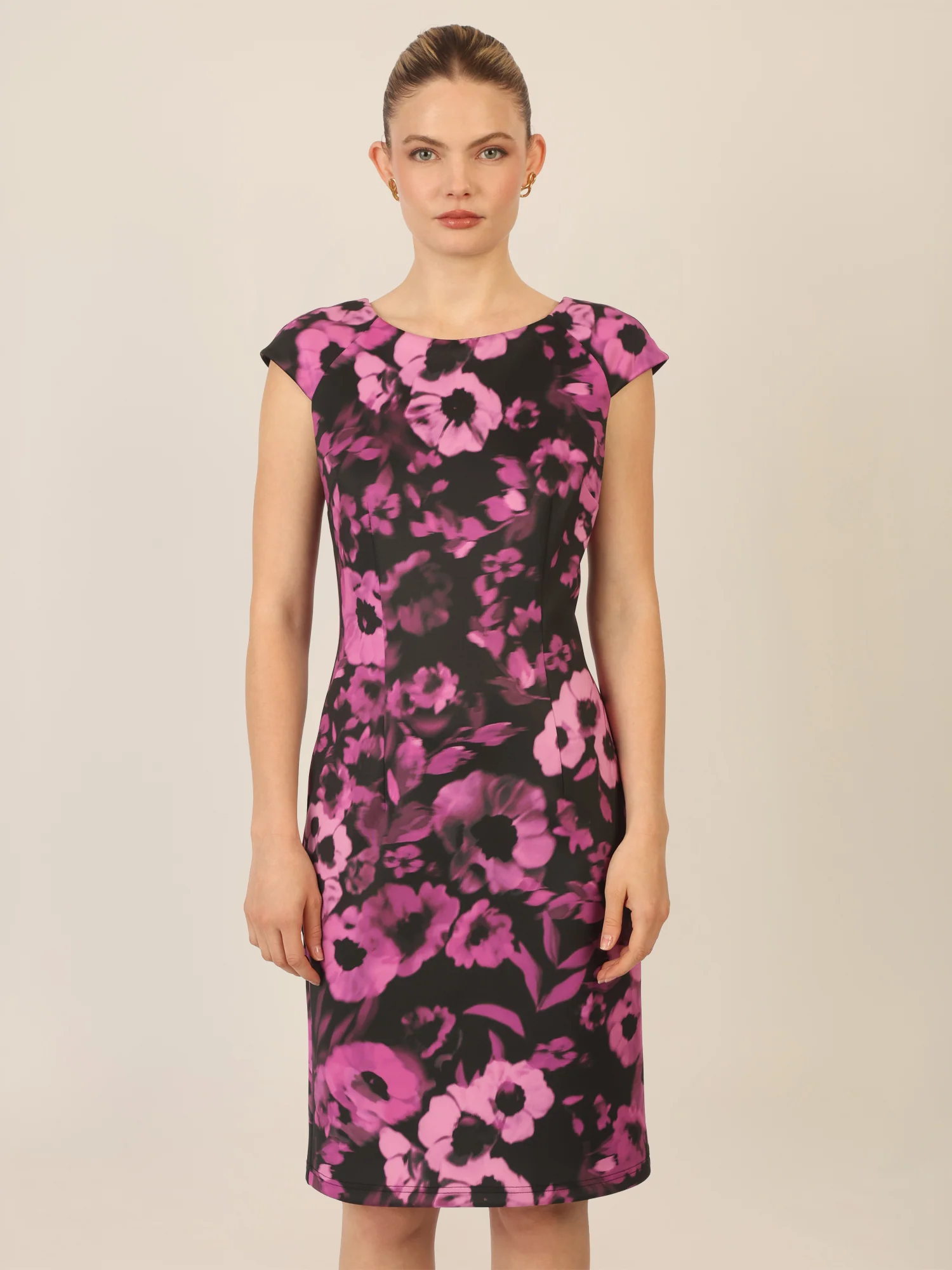 APART Jerseykleid aus einer allover bedruckten Scuba Ware | schwarz-multicolor - Image 4