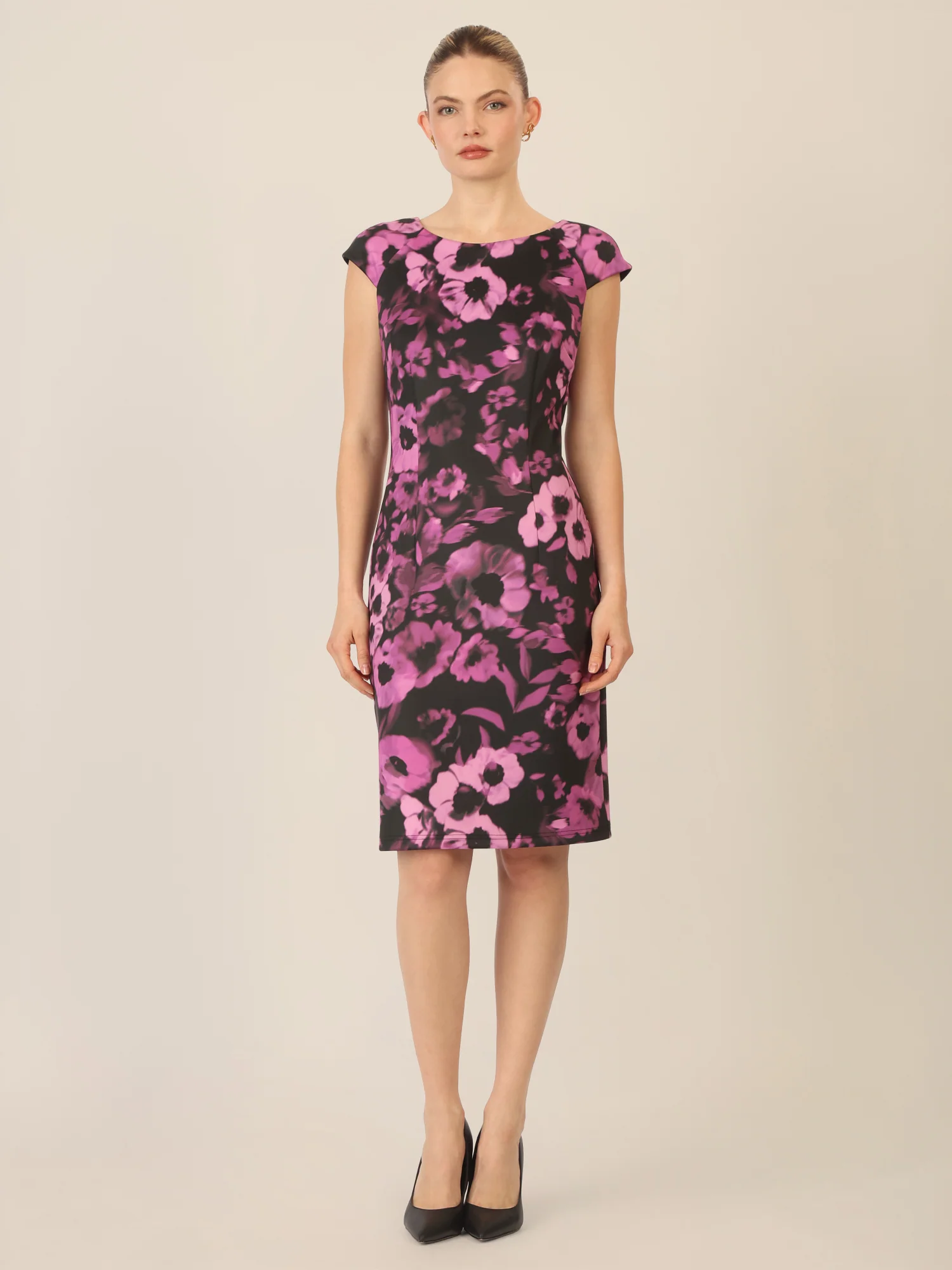 APART Jerseykleid aus einer allover bedruckten Scuba Ware | schwarz-multicolor - Image 6