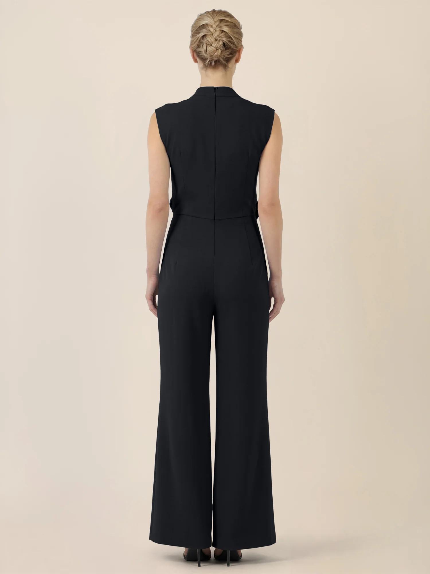 APART Jumpsuit mit Drapierung und weitem Bein | schwarz - Image 2