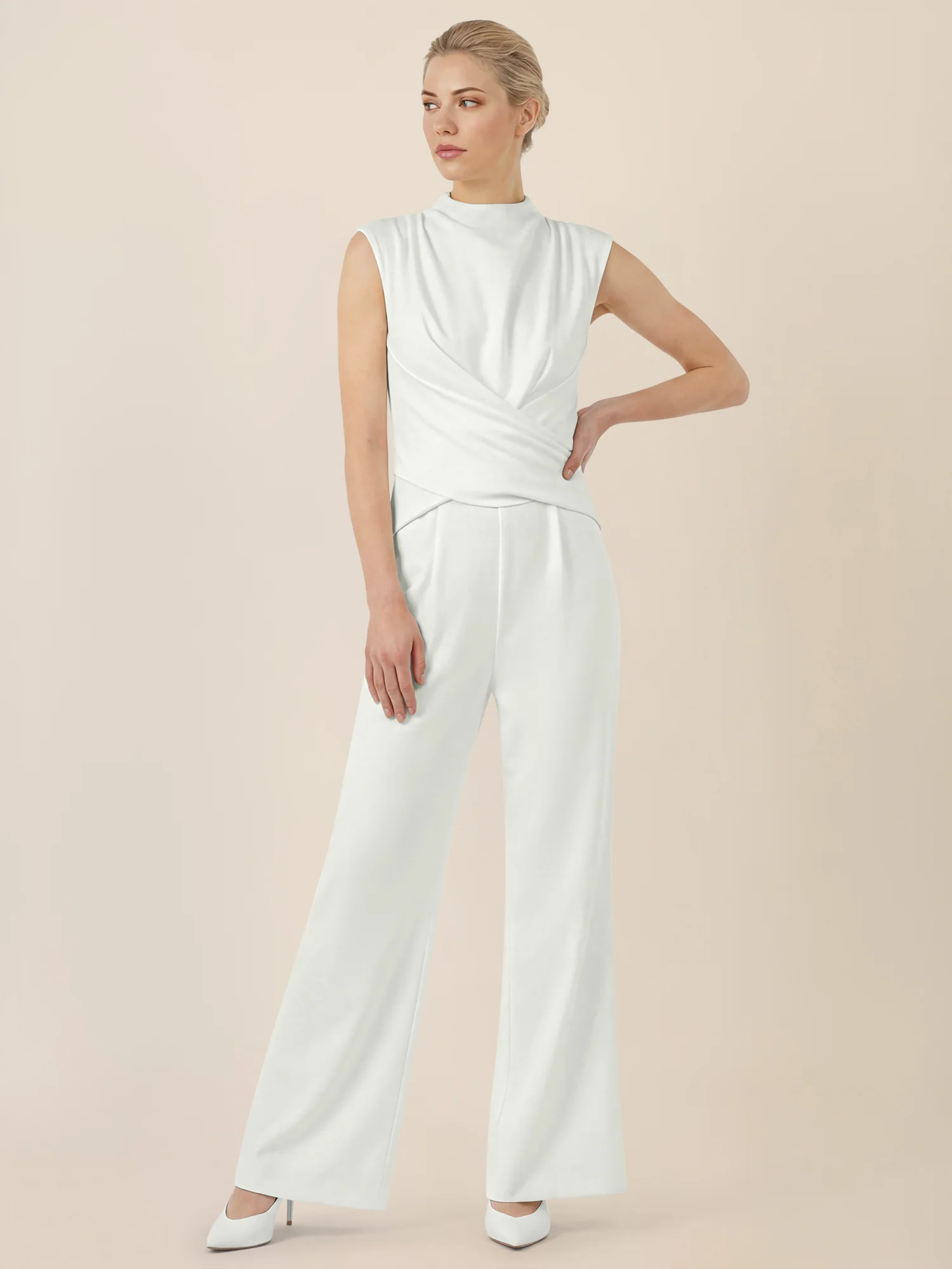 APART Jumpsuit mit Wickeleffekt und weitem Bein | creme - Image 5