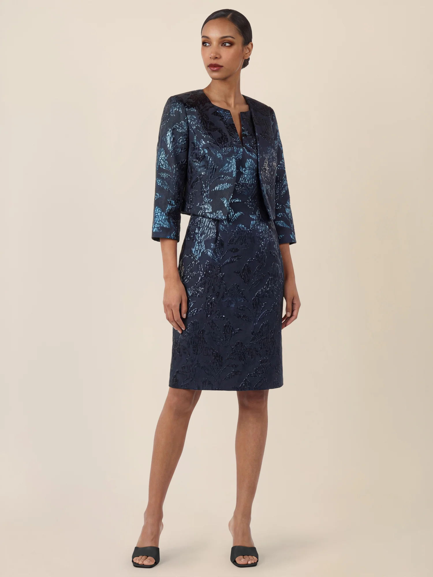 APART Kastenblazer mit Glanzmuster | nachtblau-metallic - Image 6