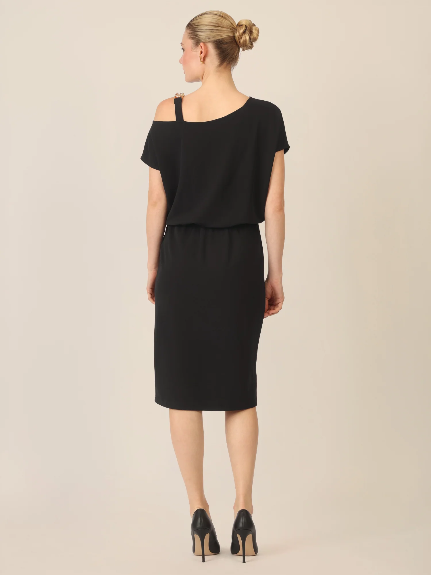APART Kleid mit asymmetrischem Schulterdetail | schwarz - Image 2